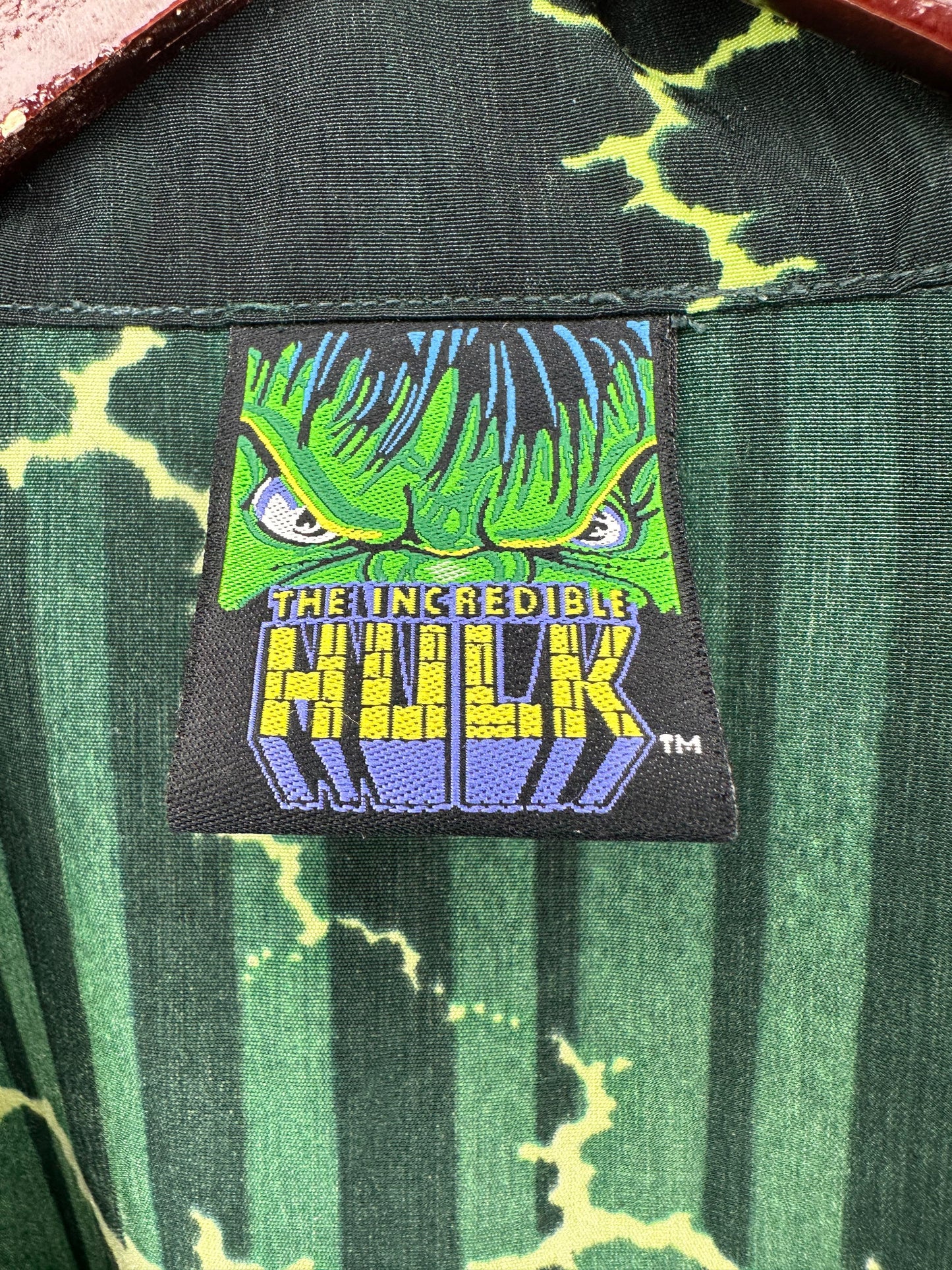 VTG x The Incredible Hulk x Marvel x The HULK AOP Pattern Short Sleeve Button Up - L