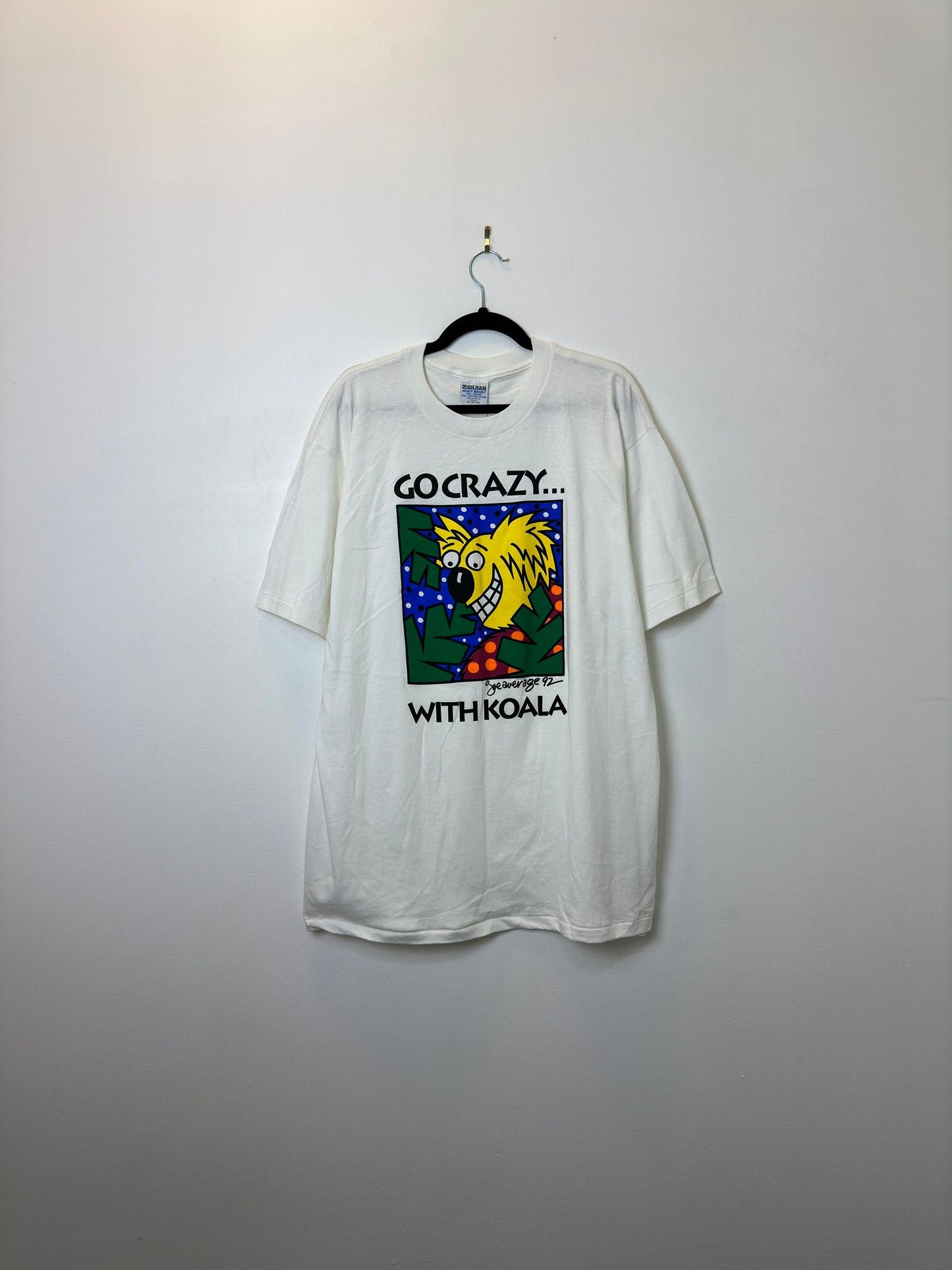 VTG x Gildan x Go Crazy with Koala x Joe Average x White Art Tee - XL
