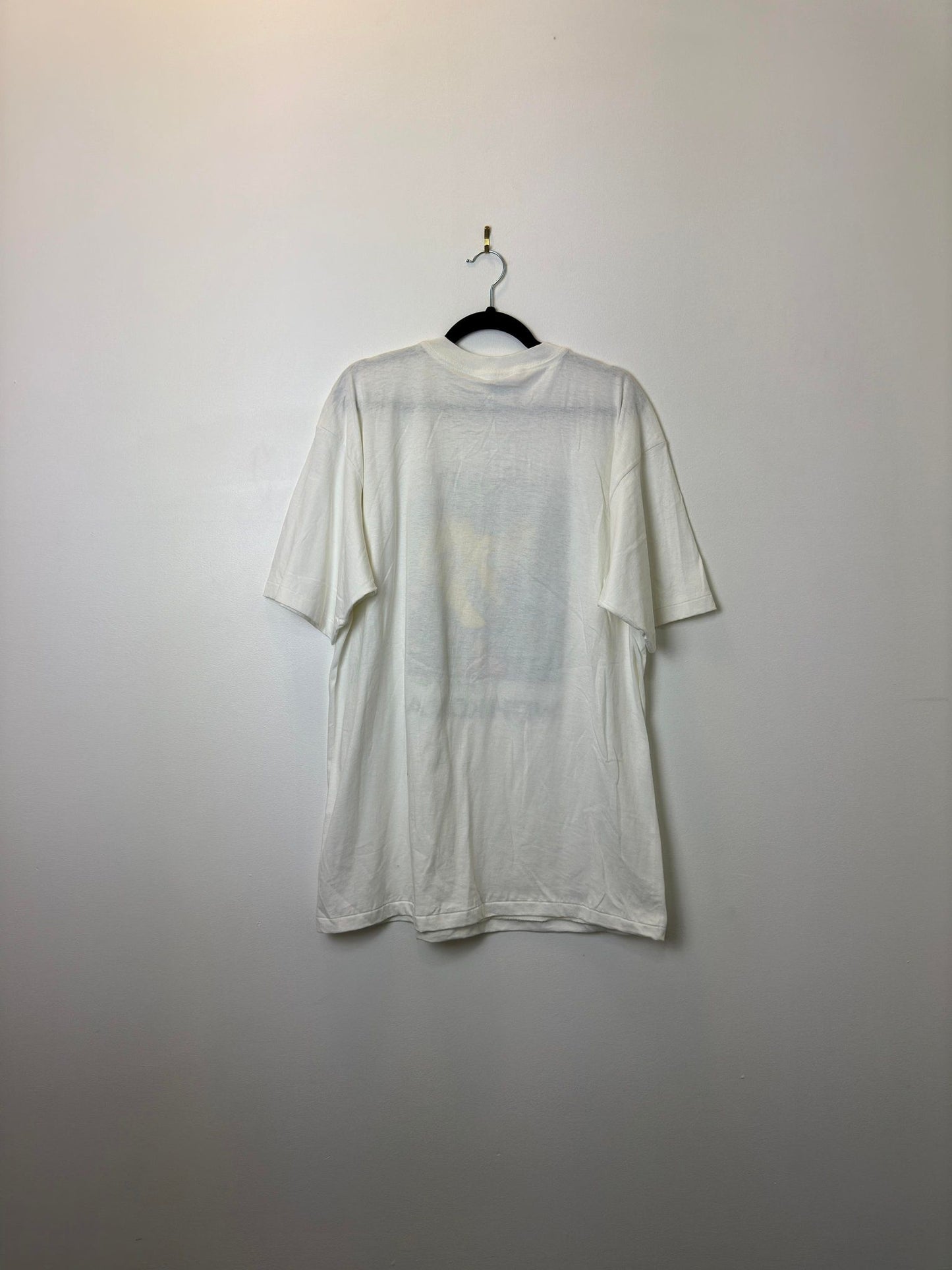 VTG x Gildan x Go Crazy with Koala x Joe Average x White Art Tee - XL