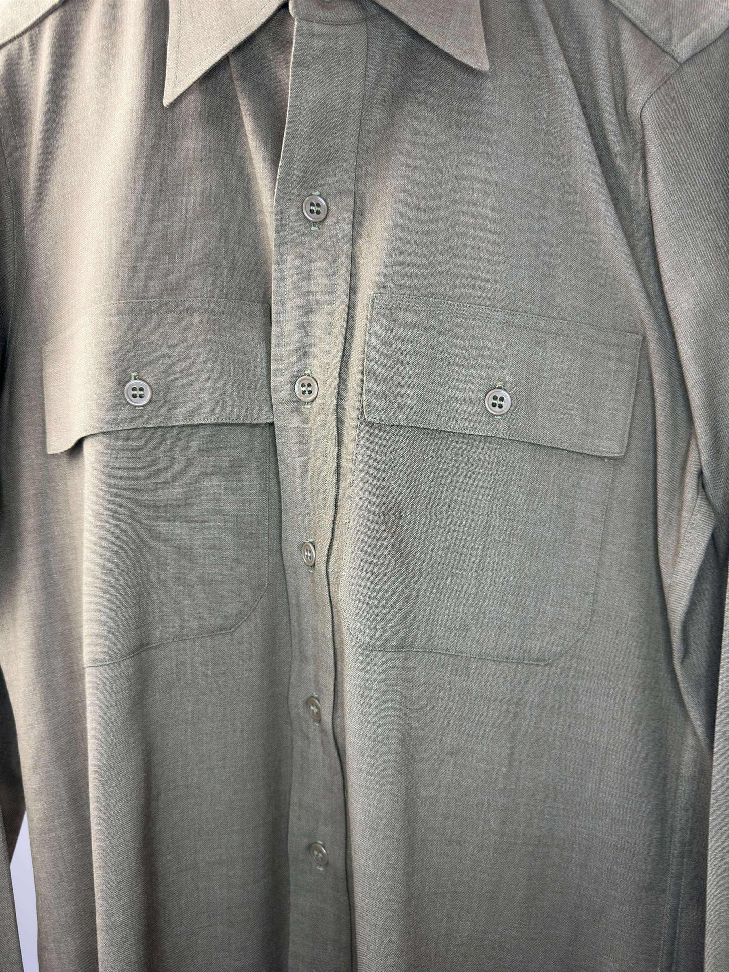 VTG x ARROW x World War x Military Green Long Sleeve Button Up - No Tag (S)