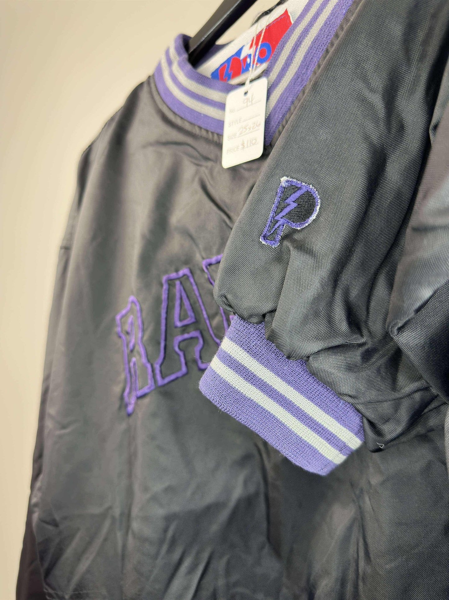 VTG x NBA x Pro Player x Toronto Raptors x Pullover Light Jacket - XL (See Measurements)
