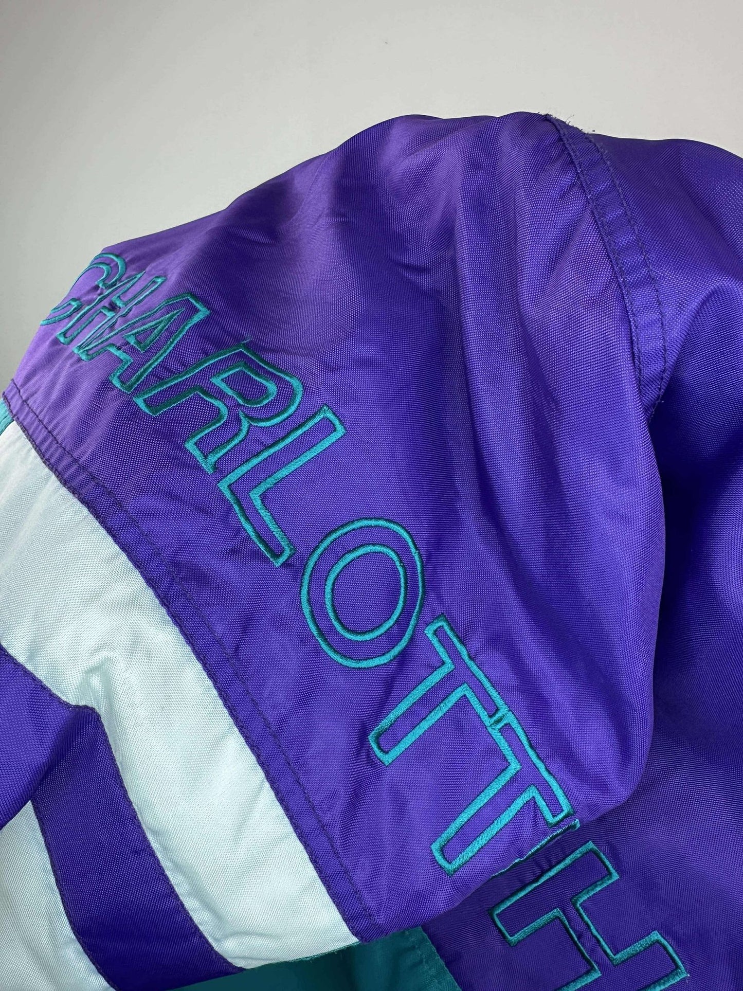 VTG x NBA x Starter x Charlotte Hornets x Full Zip Heavy Insulated Jacket - S