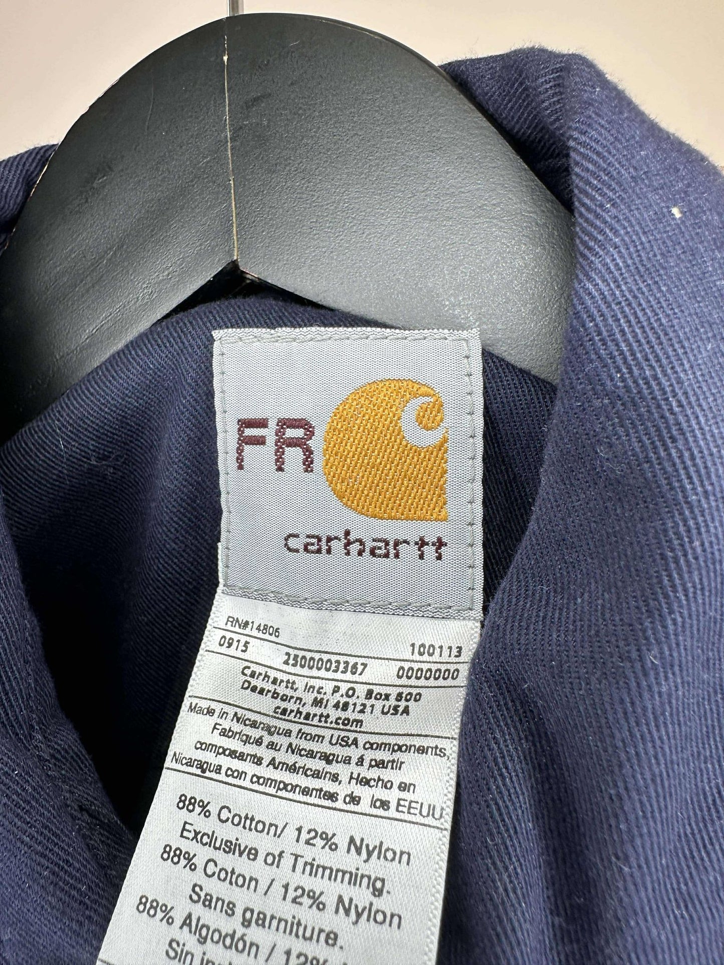 VTG x Carhartt x Navy Blue Long Sleeve Button Up - L (Tall)