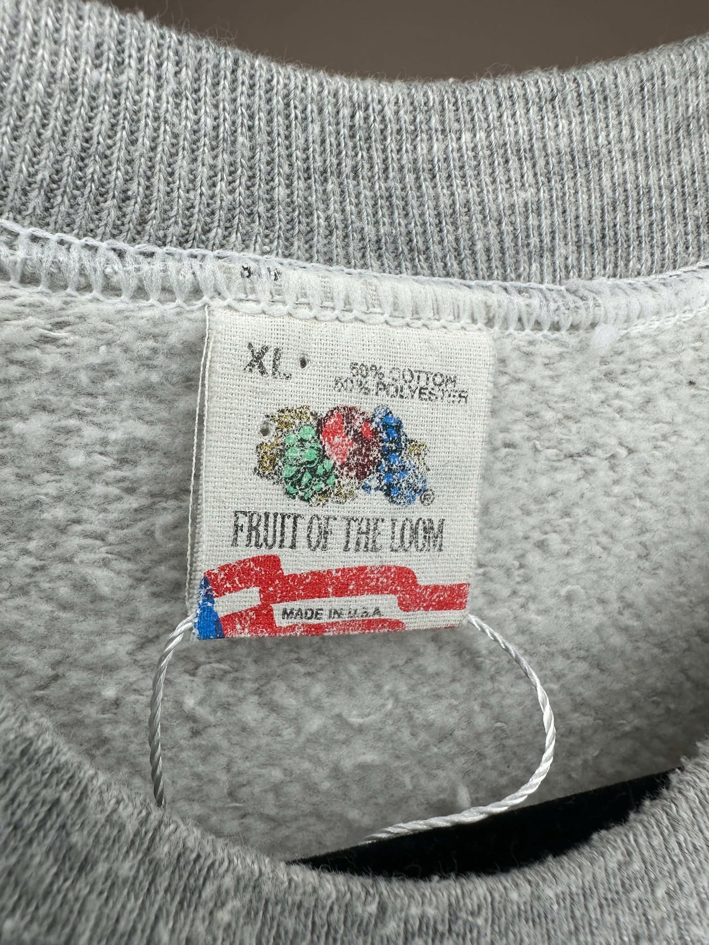 VTG x Fruit of the Loom x Just Ducky Graphic x Grey Pullover Crewneck - XL