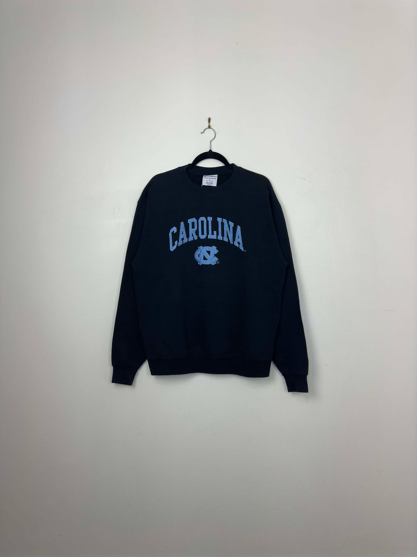 Champion x North Carolina University x Black Pullover Crewneck - L