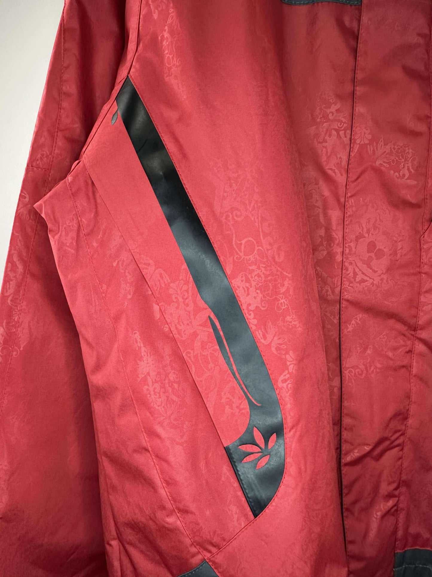 The North Face x Summit Series x Gore-Tex x Red AOP Fullzip Shell Jacket - M