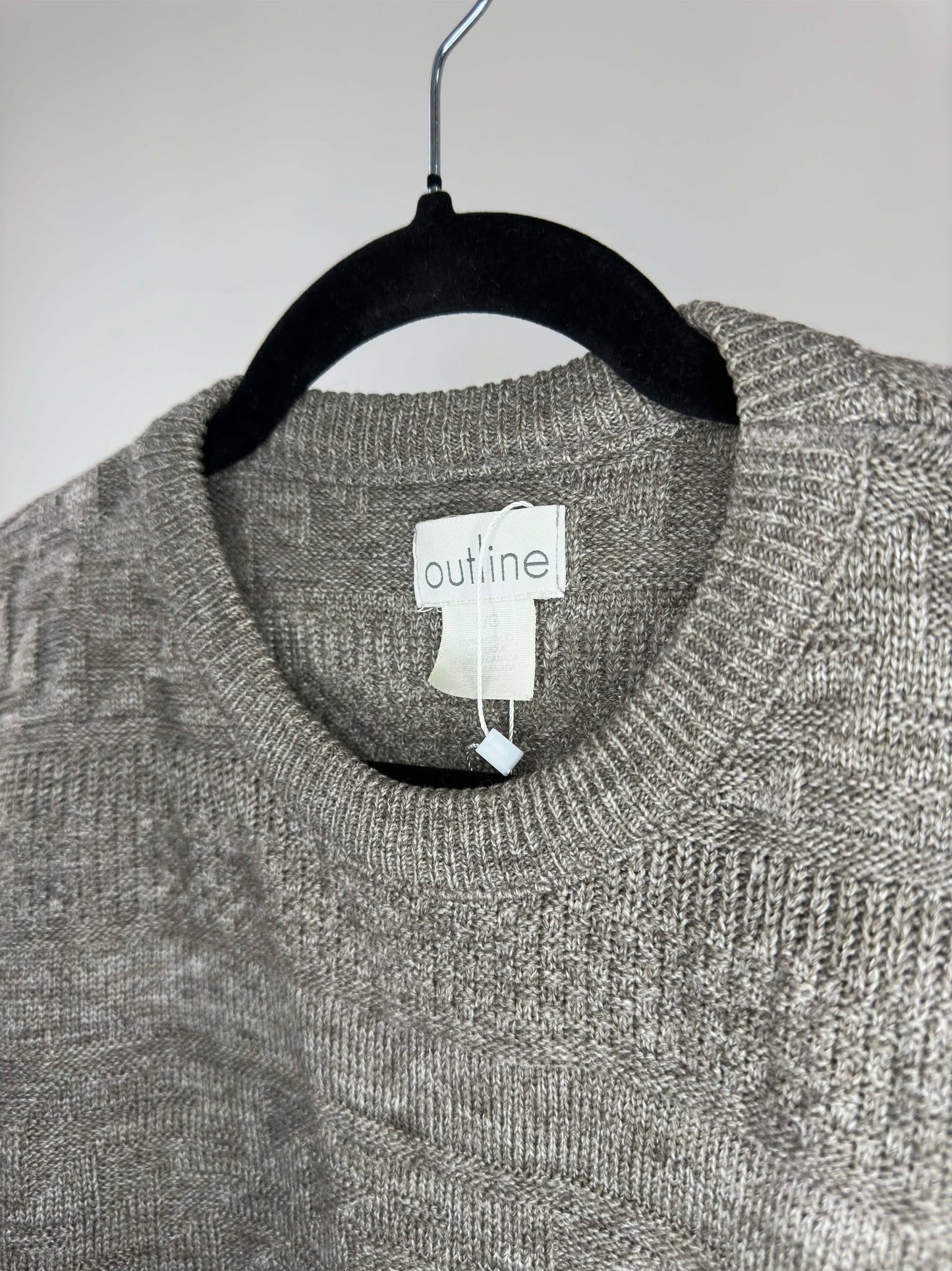 VTG x Outline x Grey Aztec Pattern 3D Knit Pullover Sweater - L