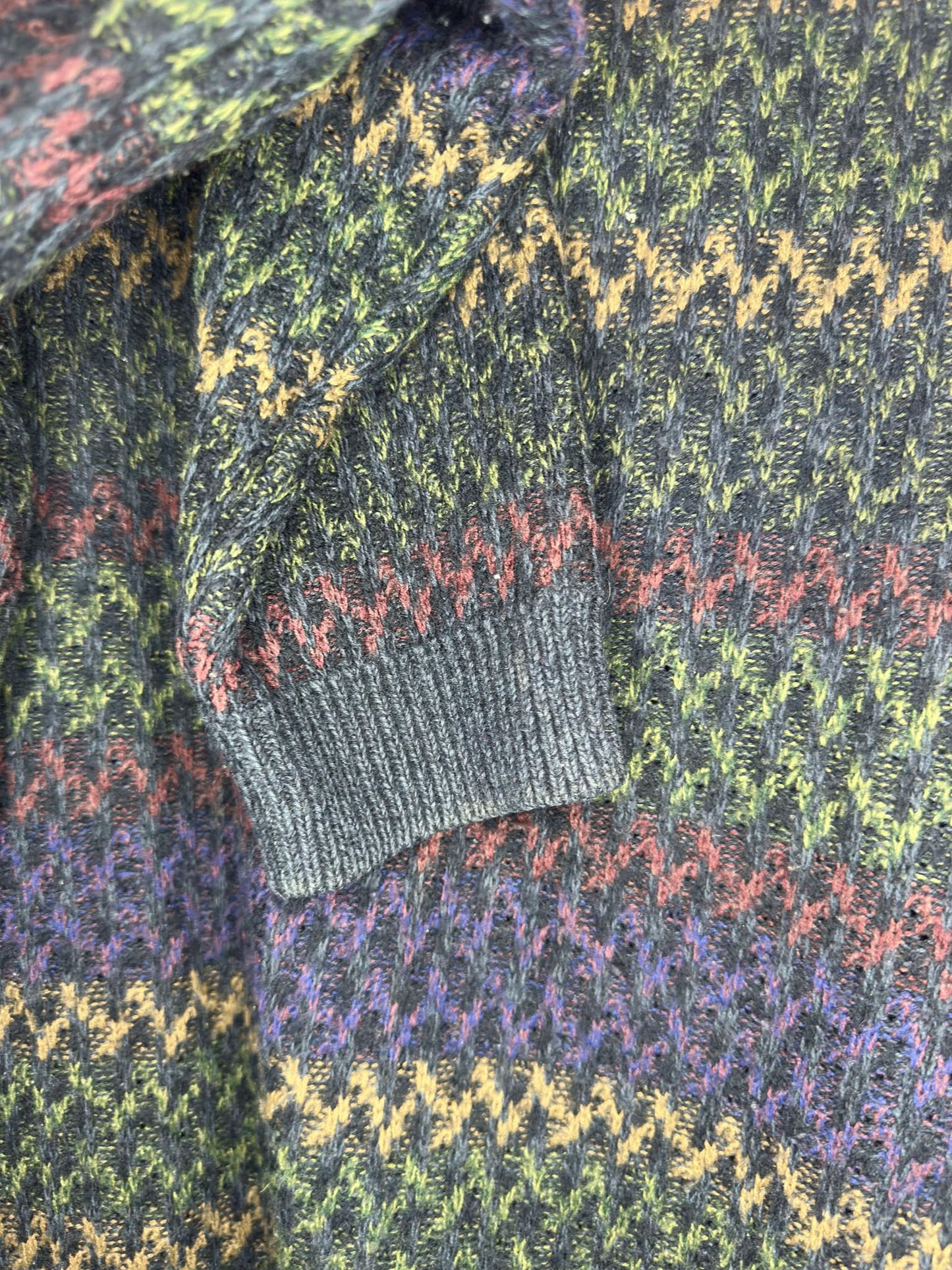 VTG x Profilo Classics x Rainbow Color Pattern Pullover Knit Sweater - L