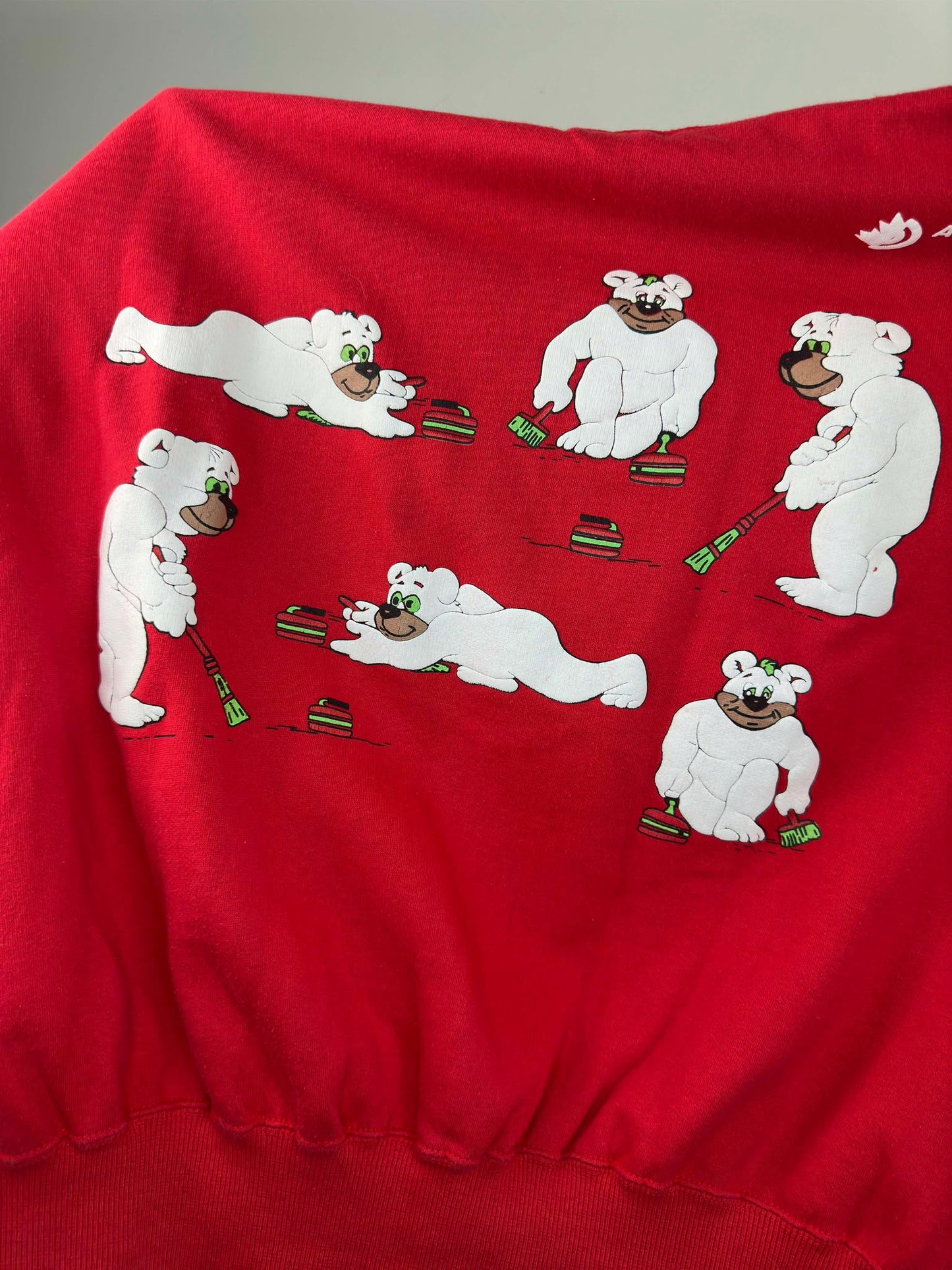 VTG x All Canada x Curling Bears x Red Pullover Crewneck - XL