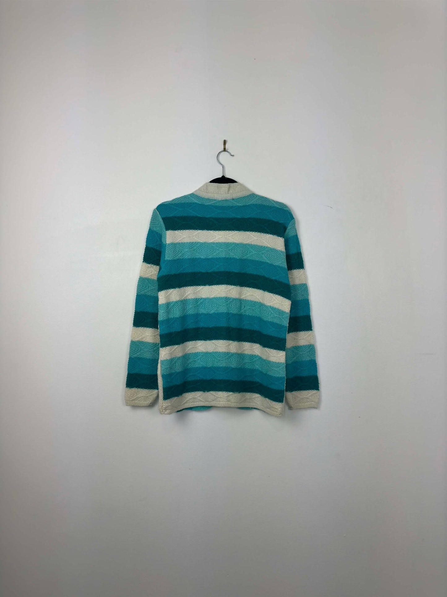 VTG x Jamiya x White Blue Teal 3D Knit Pattern Button Up Cardigan - Cut Tag (S/M)