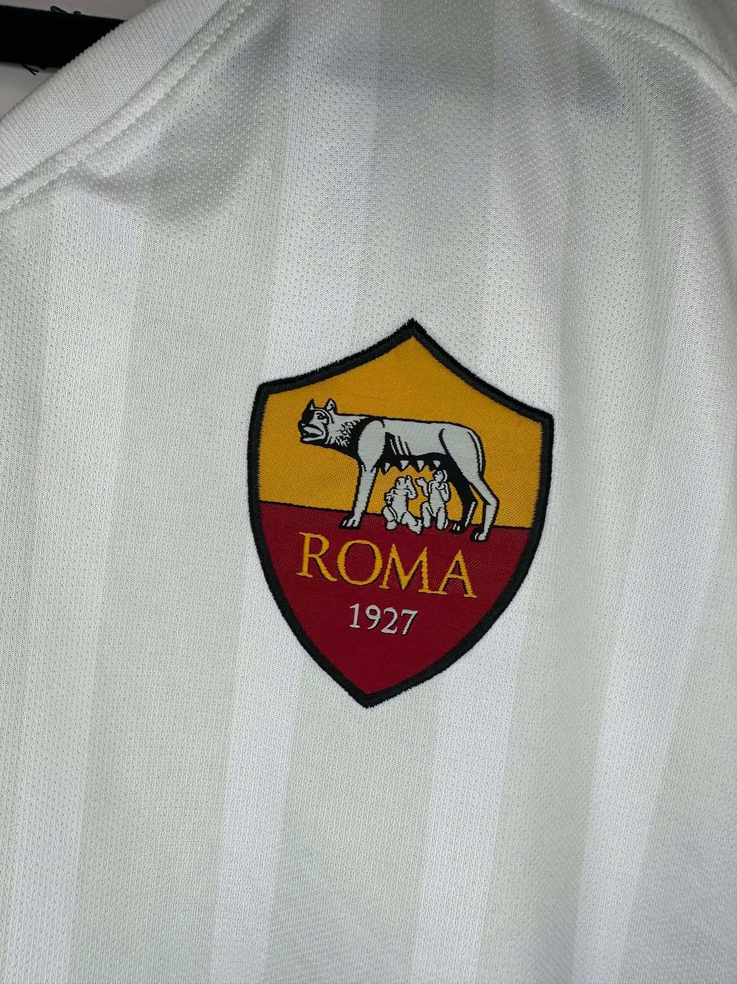Nike x Roma Siamo Noi FC x 2017 x White Warm Up Soccer Kit Jersey - L