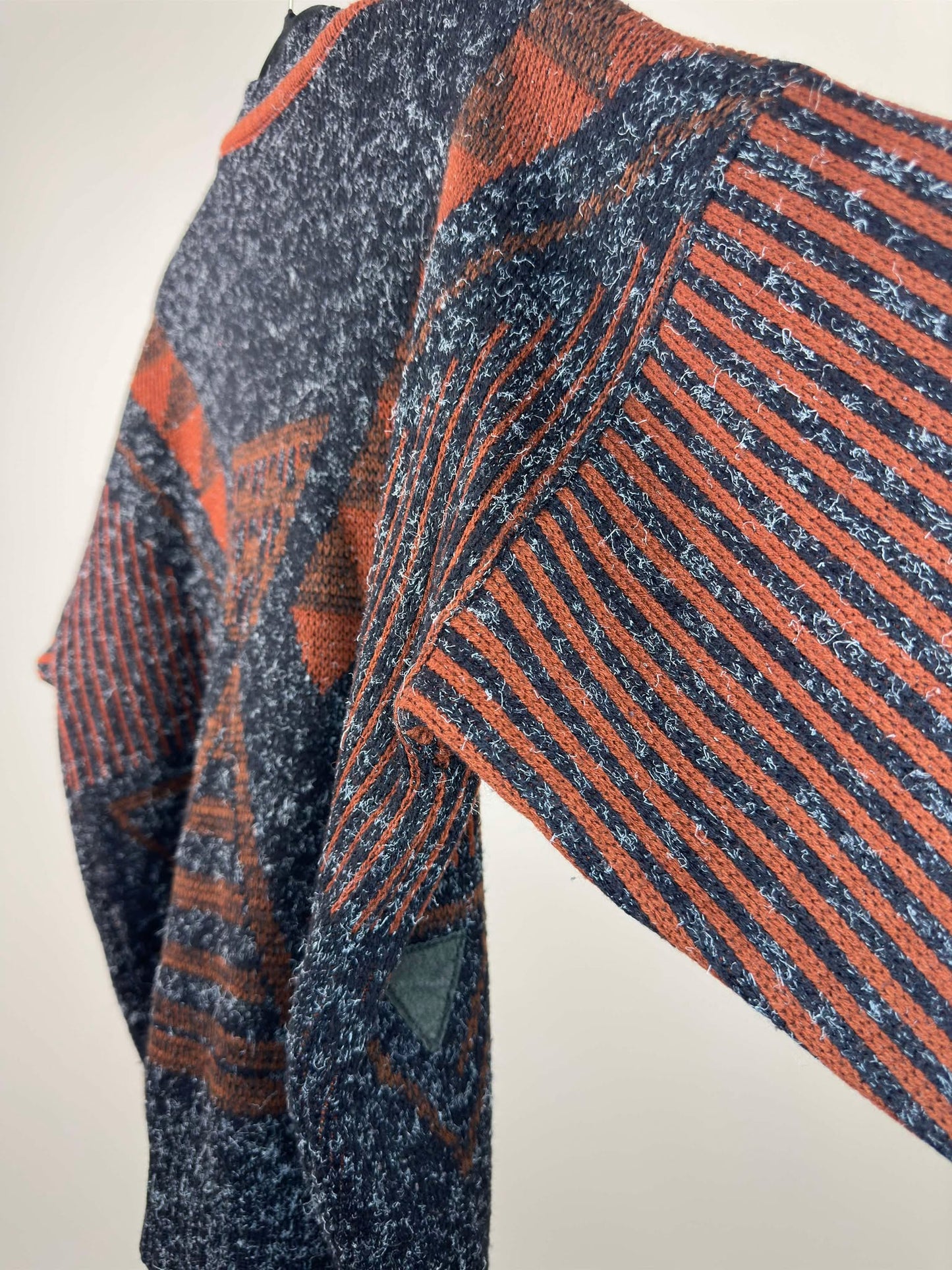 VTG x Julio Mati x Dark Orange Black Aztec Pullover Knit Sweater - L