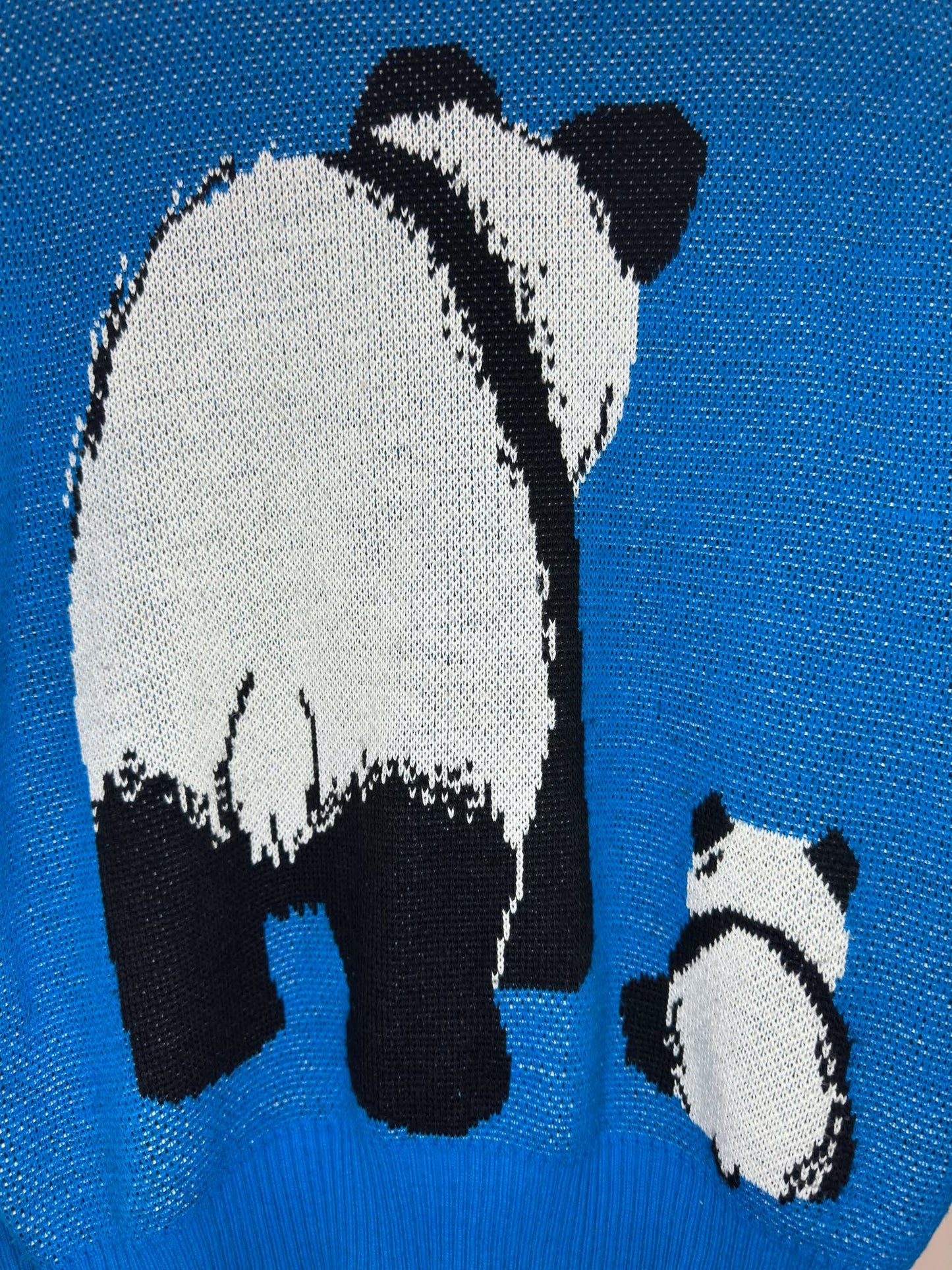 VTG x White Ram x Black Blue Panda Graphic Pullover Knit Sweater - Cut Tag (M)