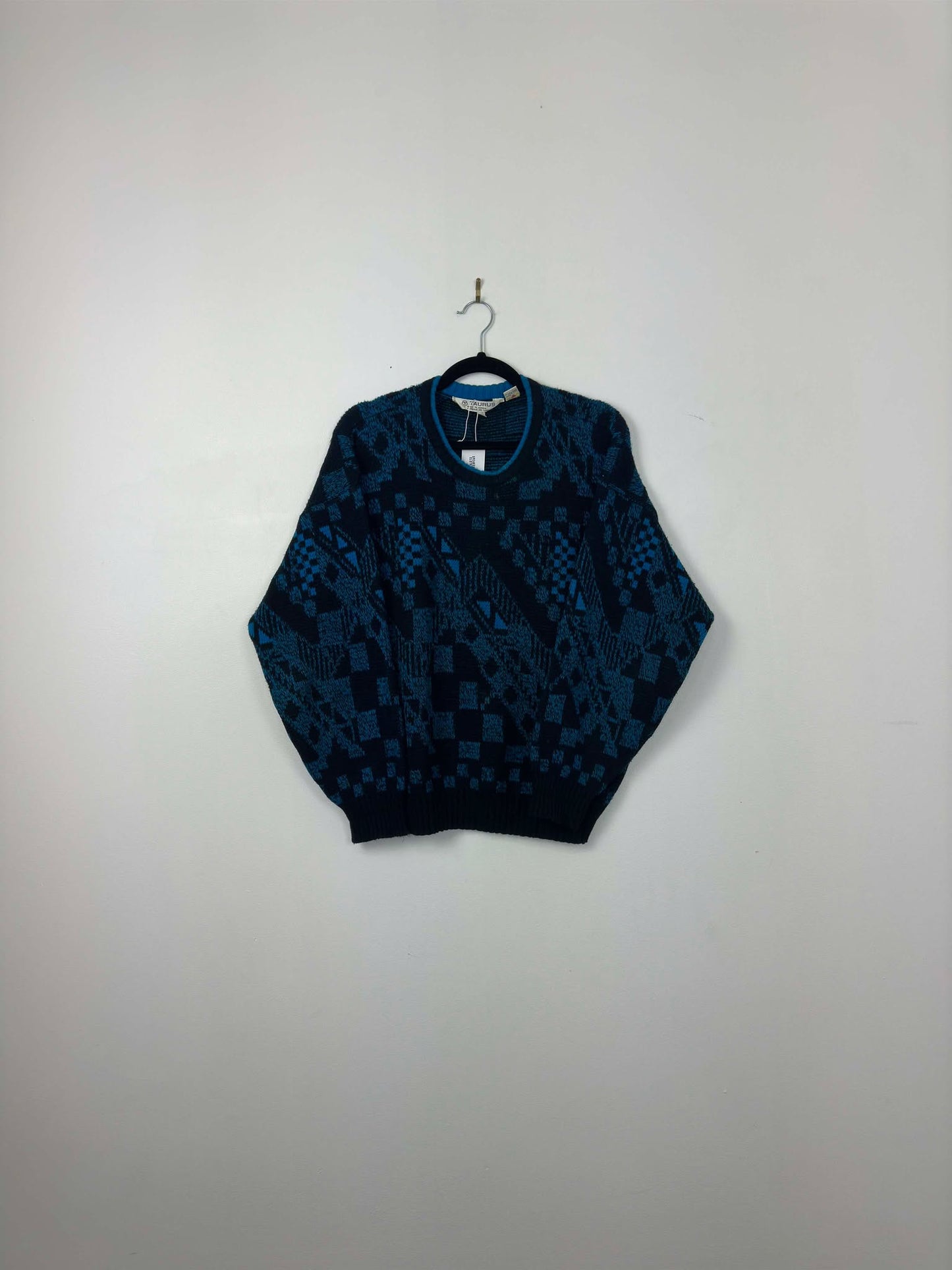VTG x TAURUS x Black Blue Aztec Pattern Graphic Pullover Knit Sweater - XL