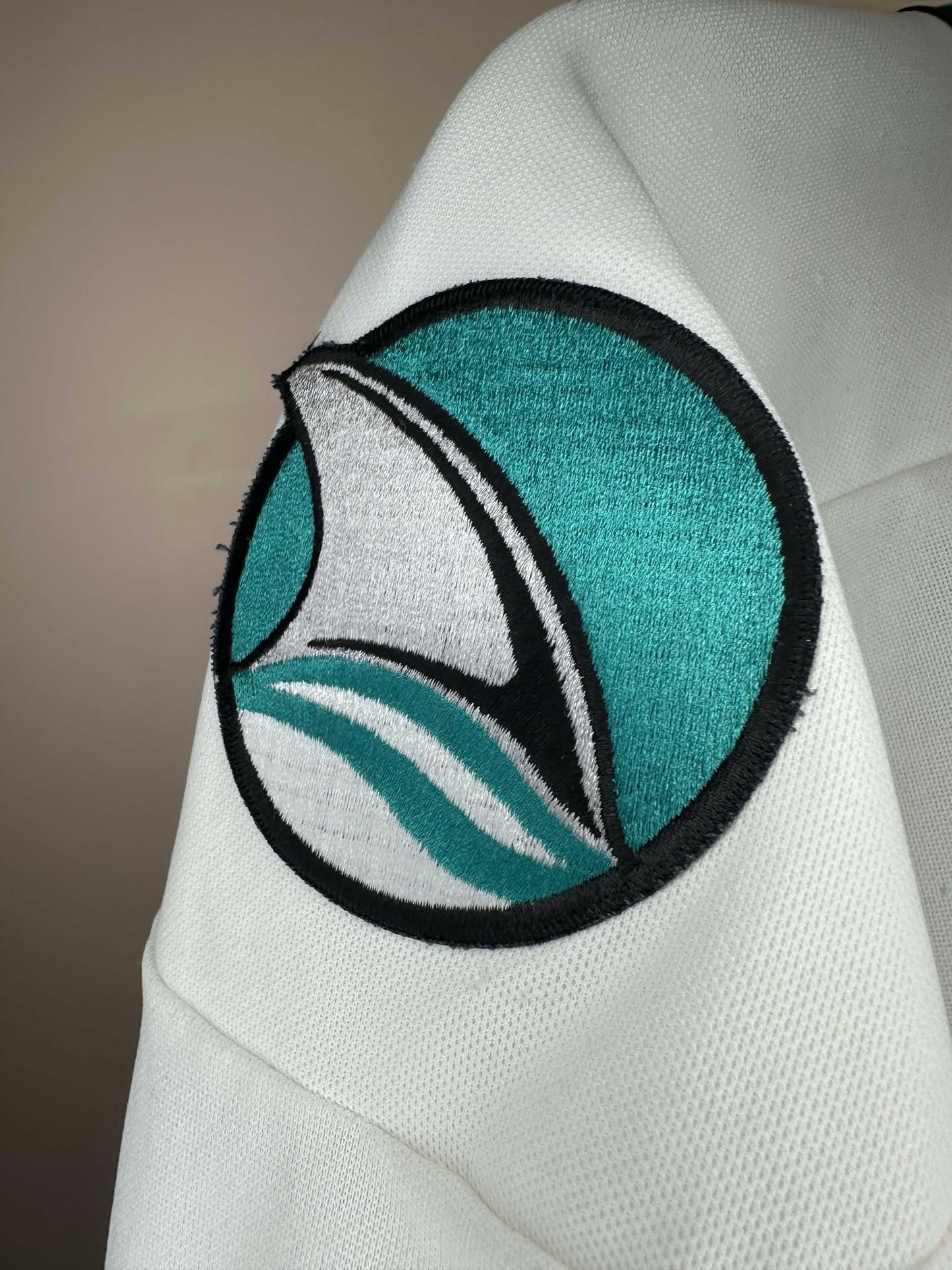 VTG x NHL x San Jose Sharks x White Teal Hockey Jersey - L