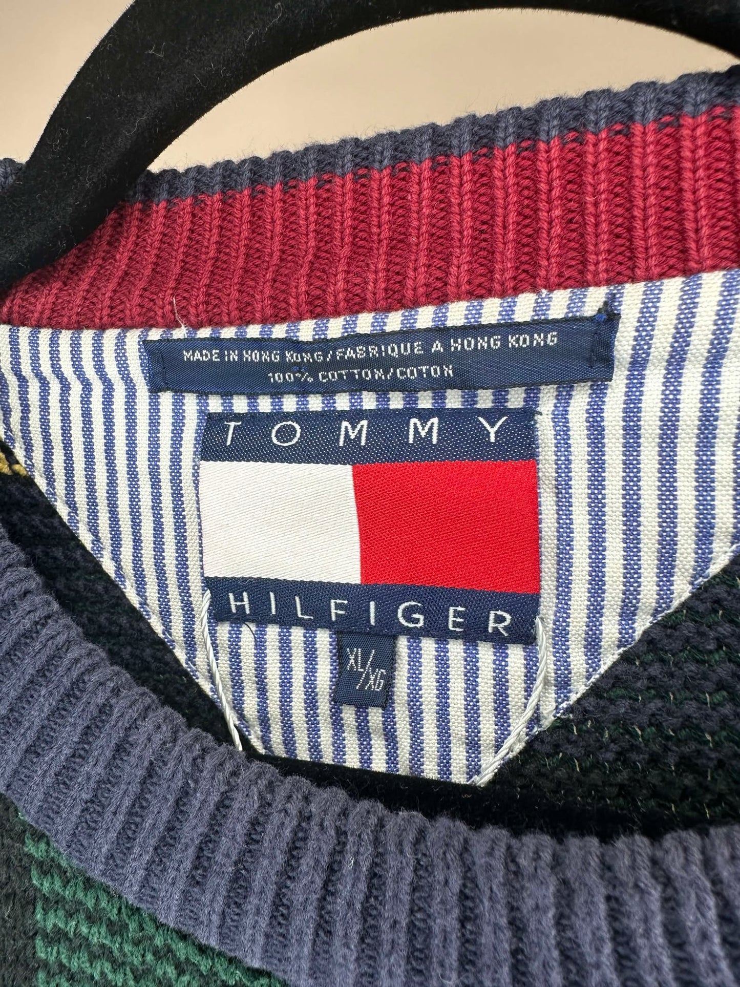 VTG x Tommy Hilfiger x Black Navy Red Green Yellow Checkered Knit Pullover Sweater - XL