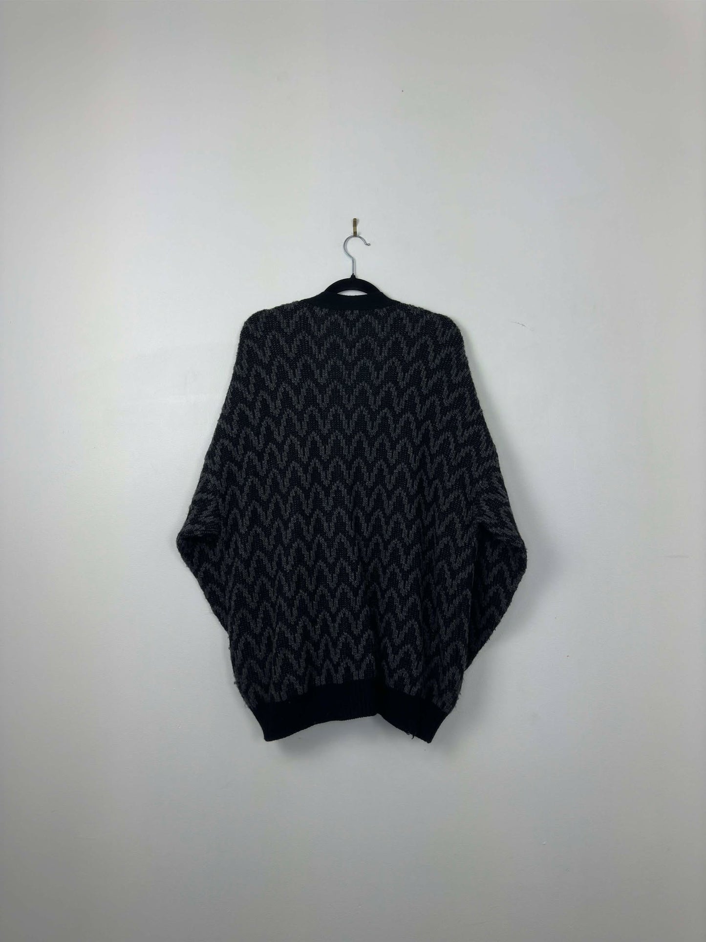 VTG x Jantzen x Black Grey Wavy Pattern Button Up Knit Cardigan - XL