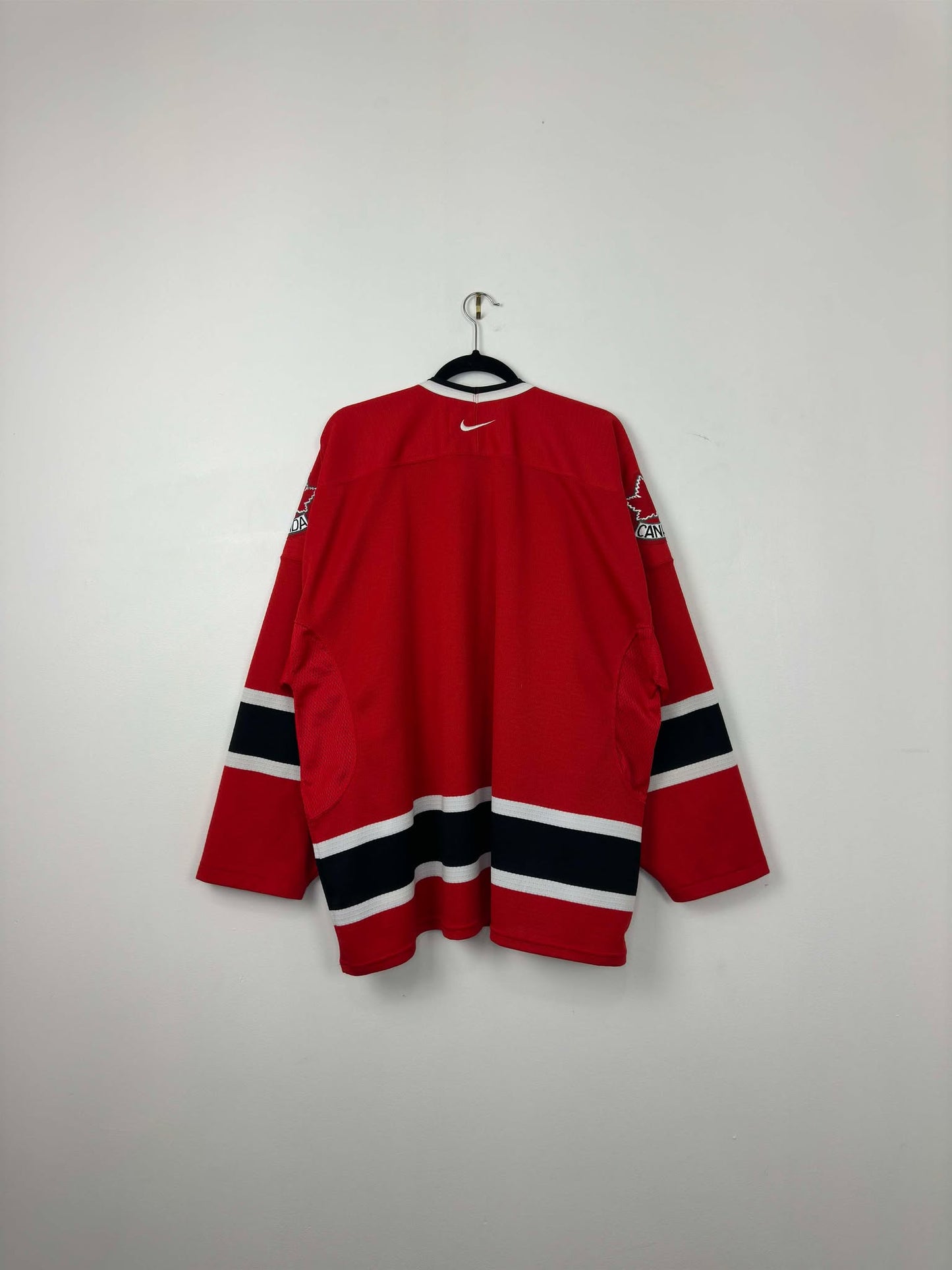 VTG x Team Nike x Team CANADA x Red Long Sleeve Hockey Jersey - XL