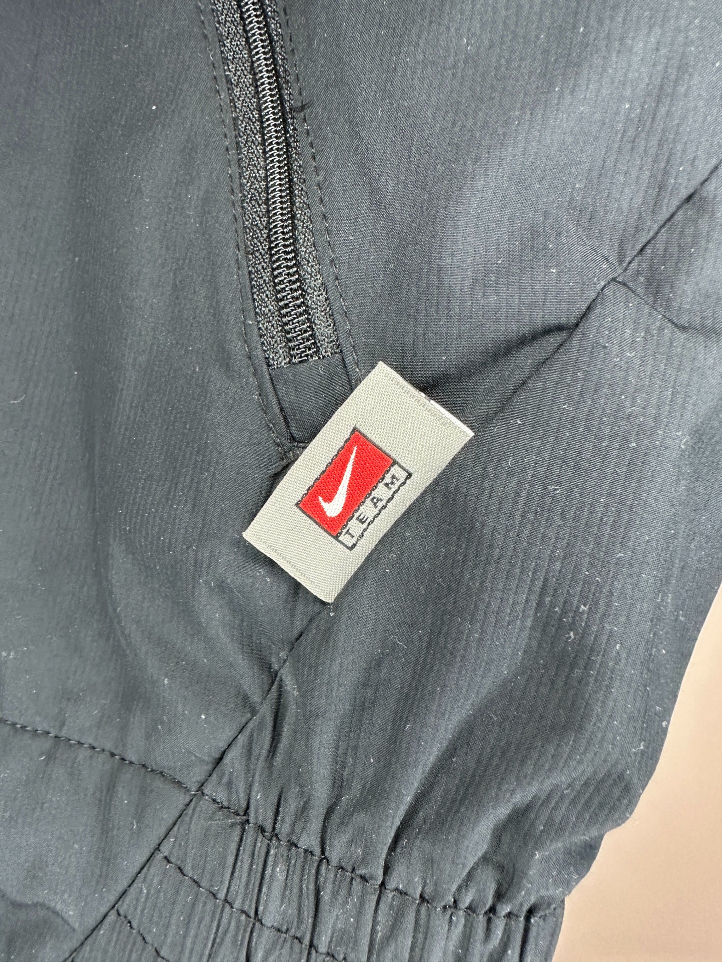 VTG x Team Nike x Ohio State x Full Zip Windbreaker Jacket - L