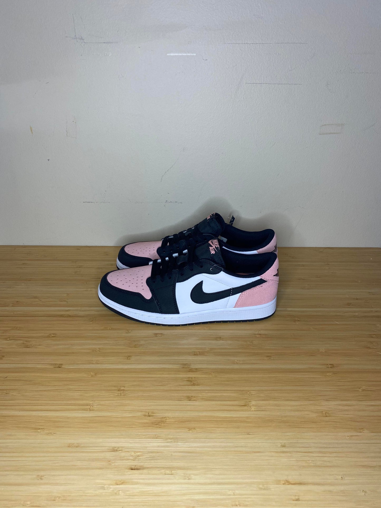 Nike x Air Jordan 1 x OG Retro Low "Bleached Coral" DS - 9M