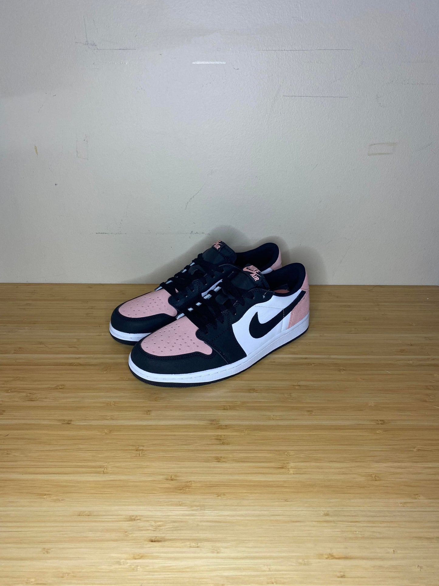 Nike x Air Jordan 1 x OG Retro Low "Bleached Coral" DS - 9M