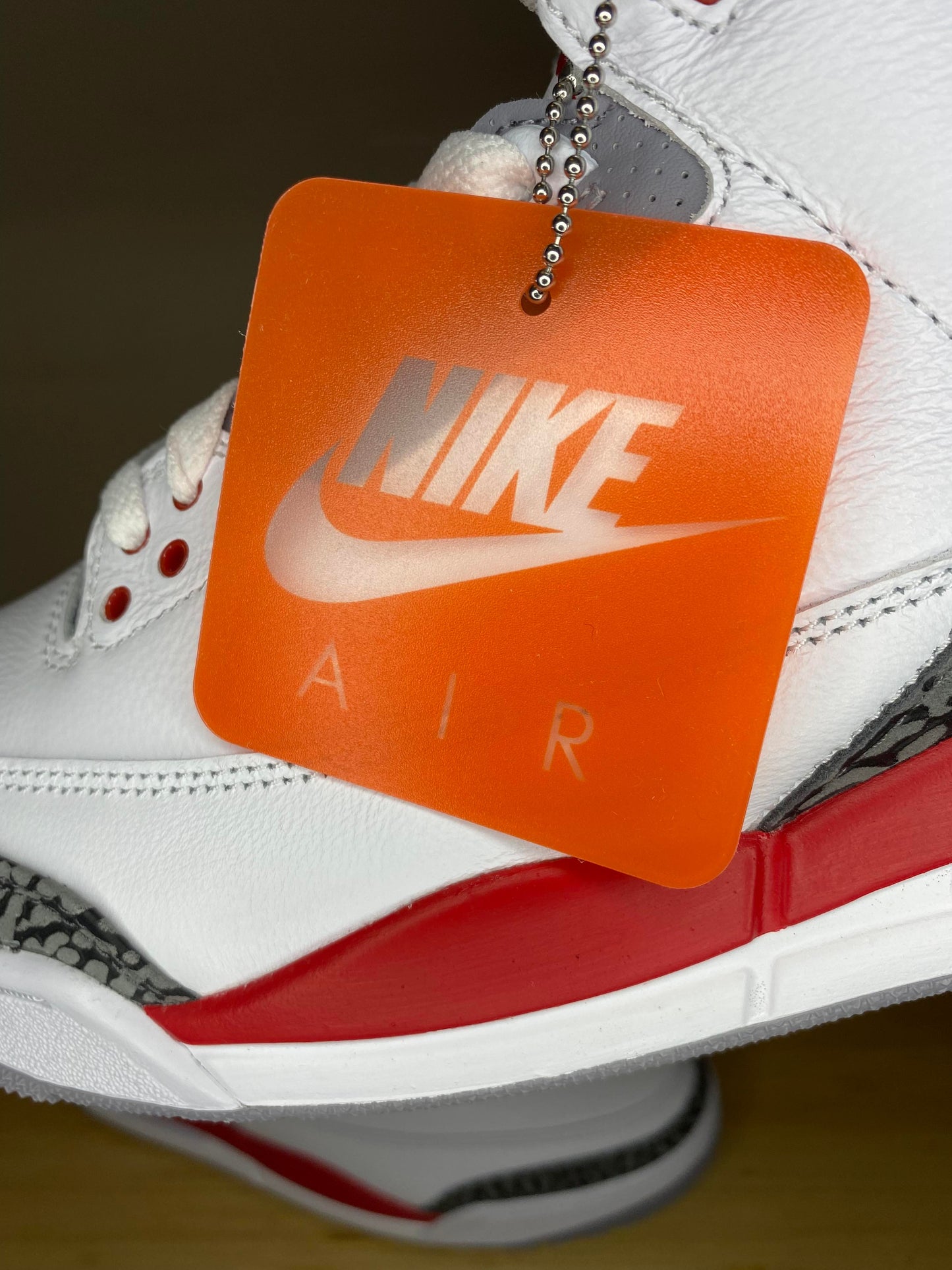 Nike x Air Jordan 3 x OG Retro "Fire Red" DS - 9M