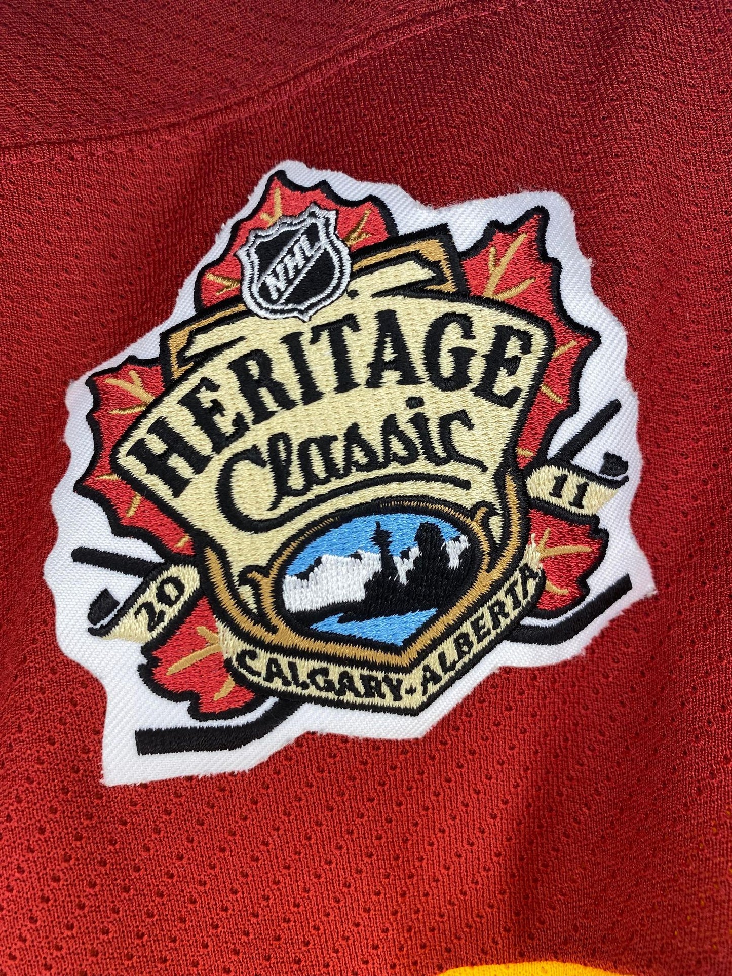 Reebok x NHL x Calgary FLAMES x Heritage Classic 2011 x Red/Yellow Long Sleeve Hockey Jersey - L