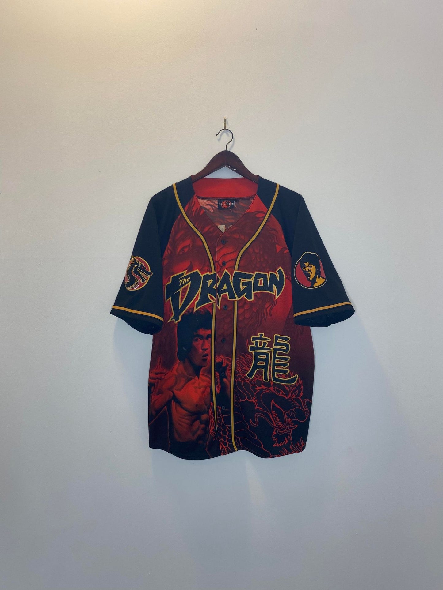 VTG x Bruce Lee x Universal Studios x The DRAGON x Red/Black Baseball Type Jersey - L