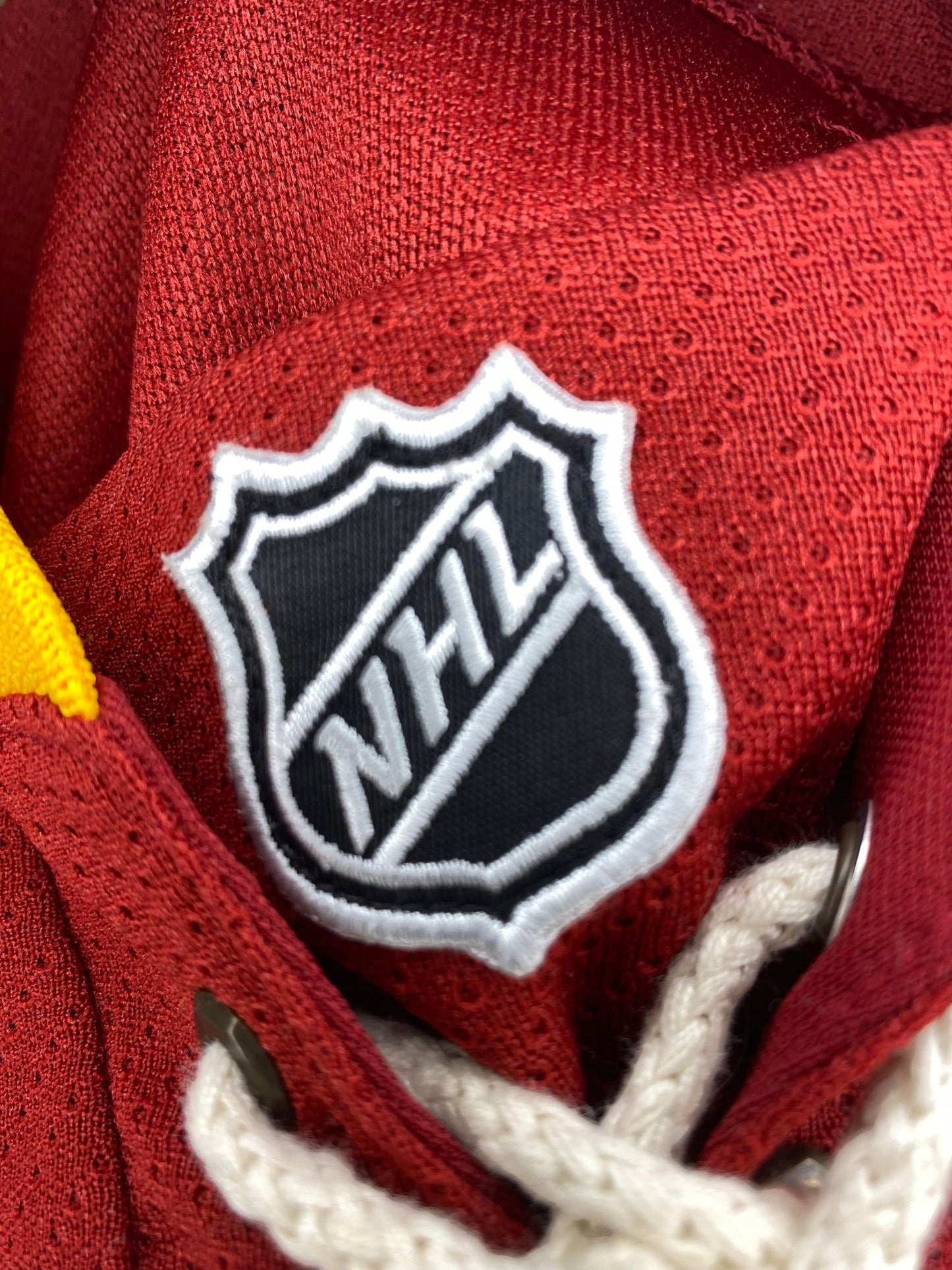 Reebok x NHL x Calgary FLAMES x Heritage Classic 2011 x Red/Yellow Long Sleeve Hockey Jersey - L