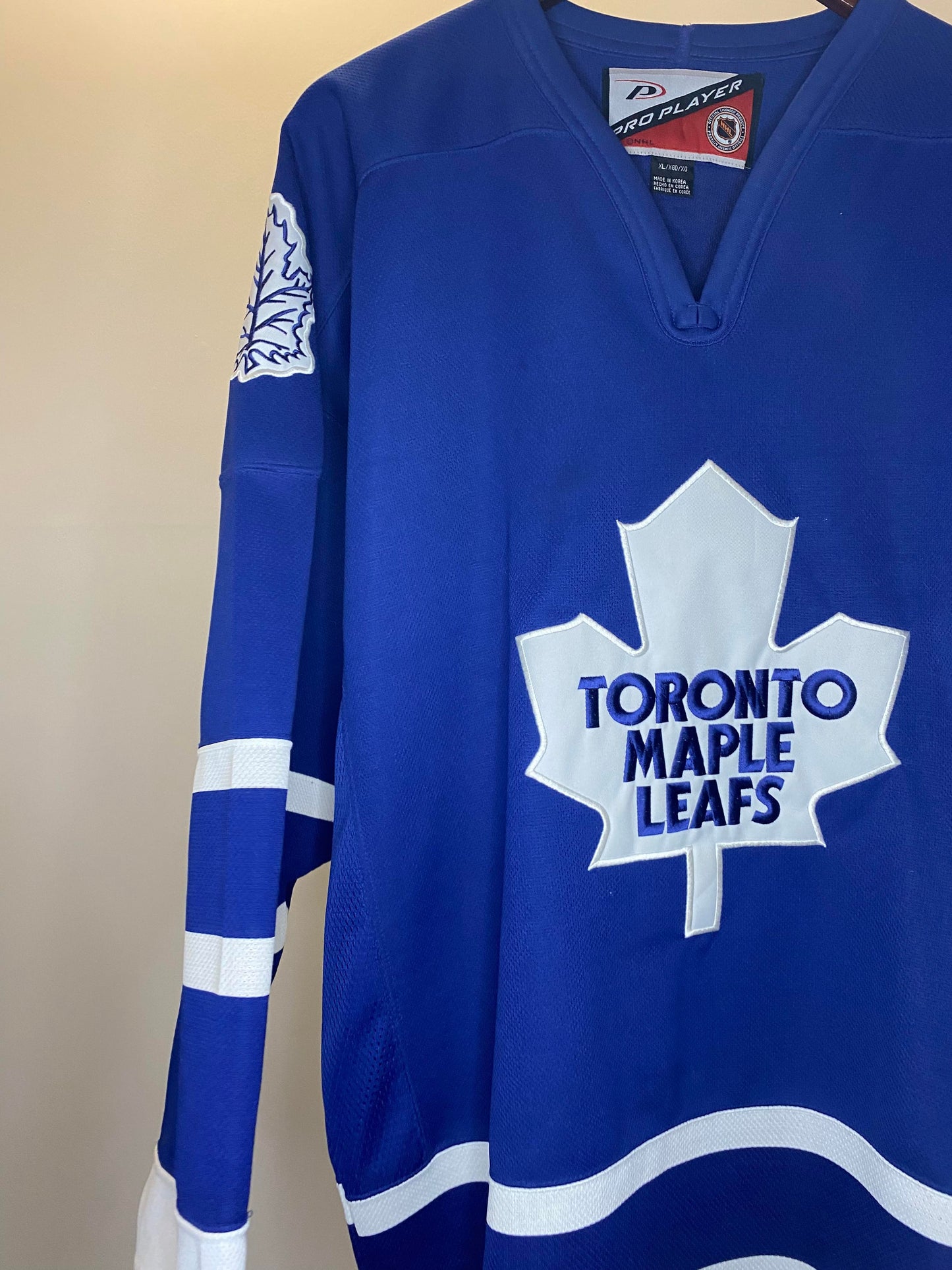 VTG x Pro Player x NFL x Toronto Maple Leafs x Blue Long Sleeve Hockey Jersey - XL