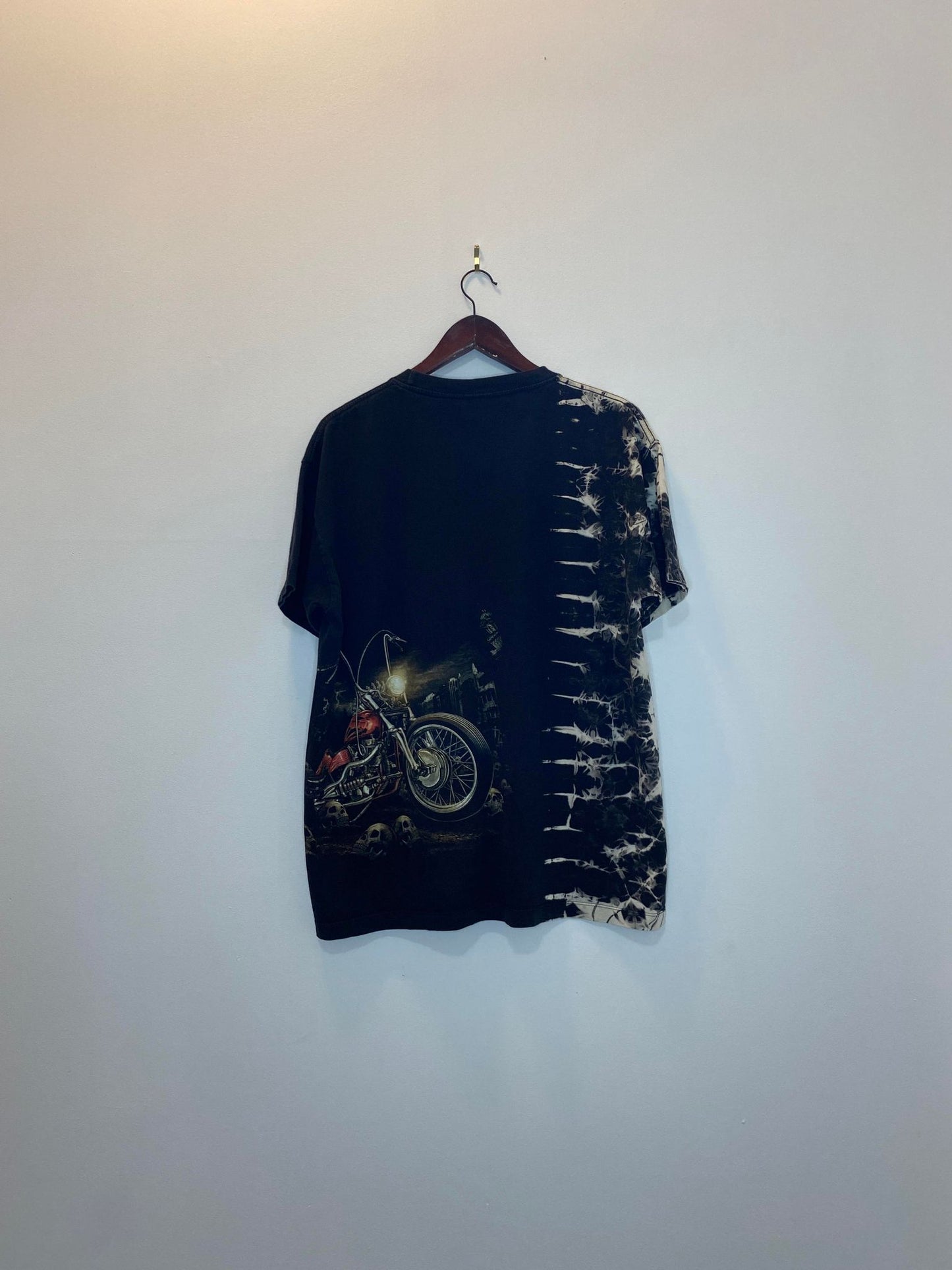 Survivors x Skeleton Gunner & Biker Wrap Around Graphic w/ Metal Beads Bleached Patterned Tee - XL