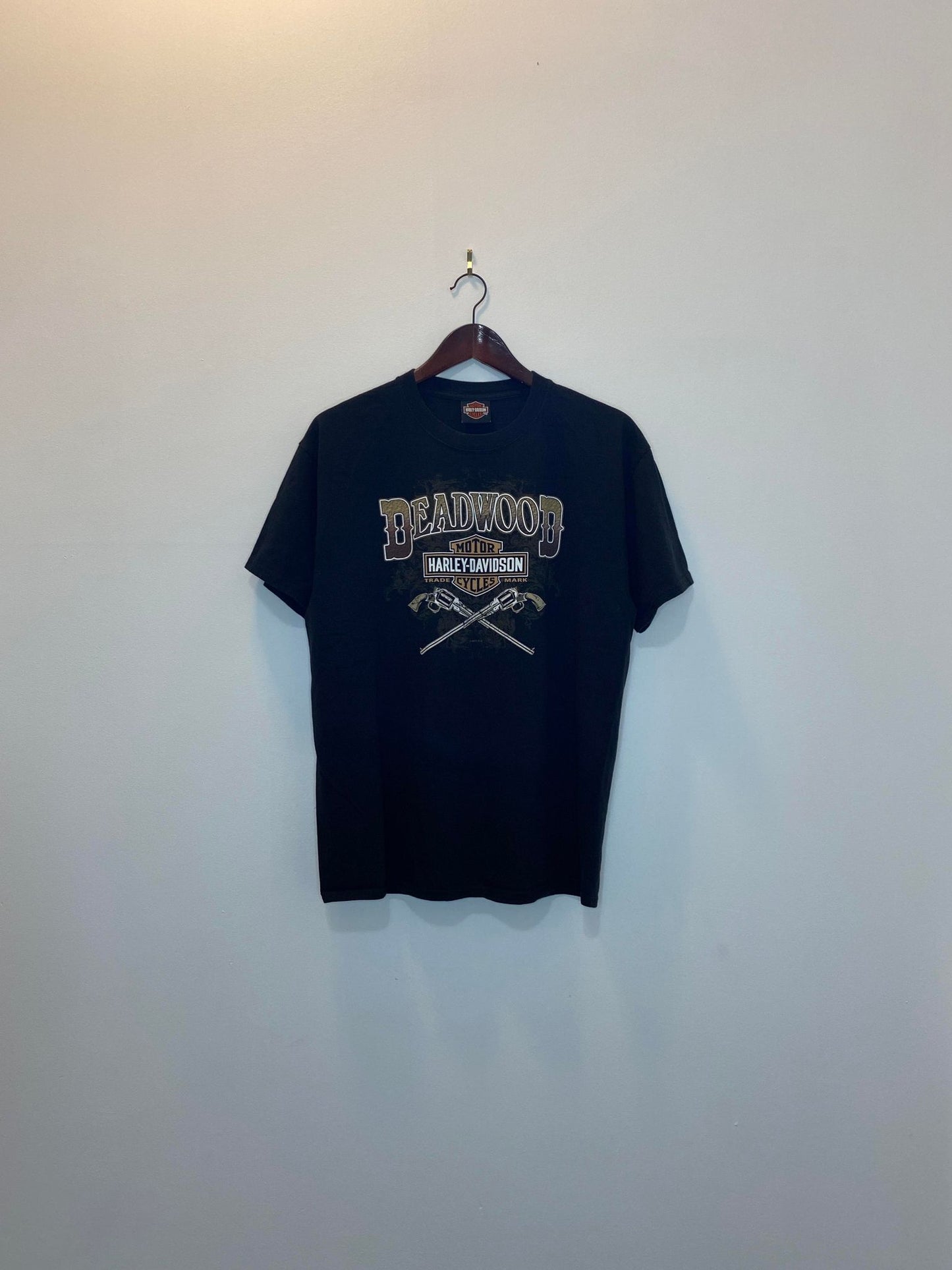 Harley Davidson x Deadwood HD South Dakota Black Graphic Tee - L