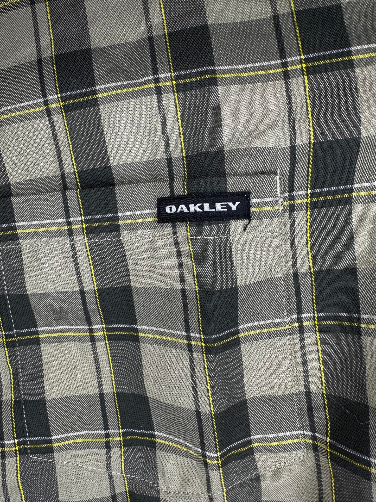 OAKLEY x Green Checkered Pattern Long Sleeve Button Up - XL