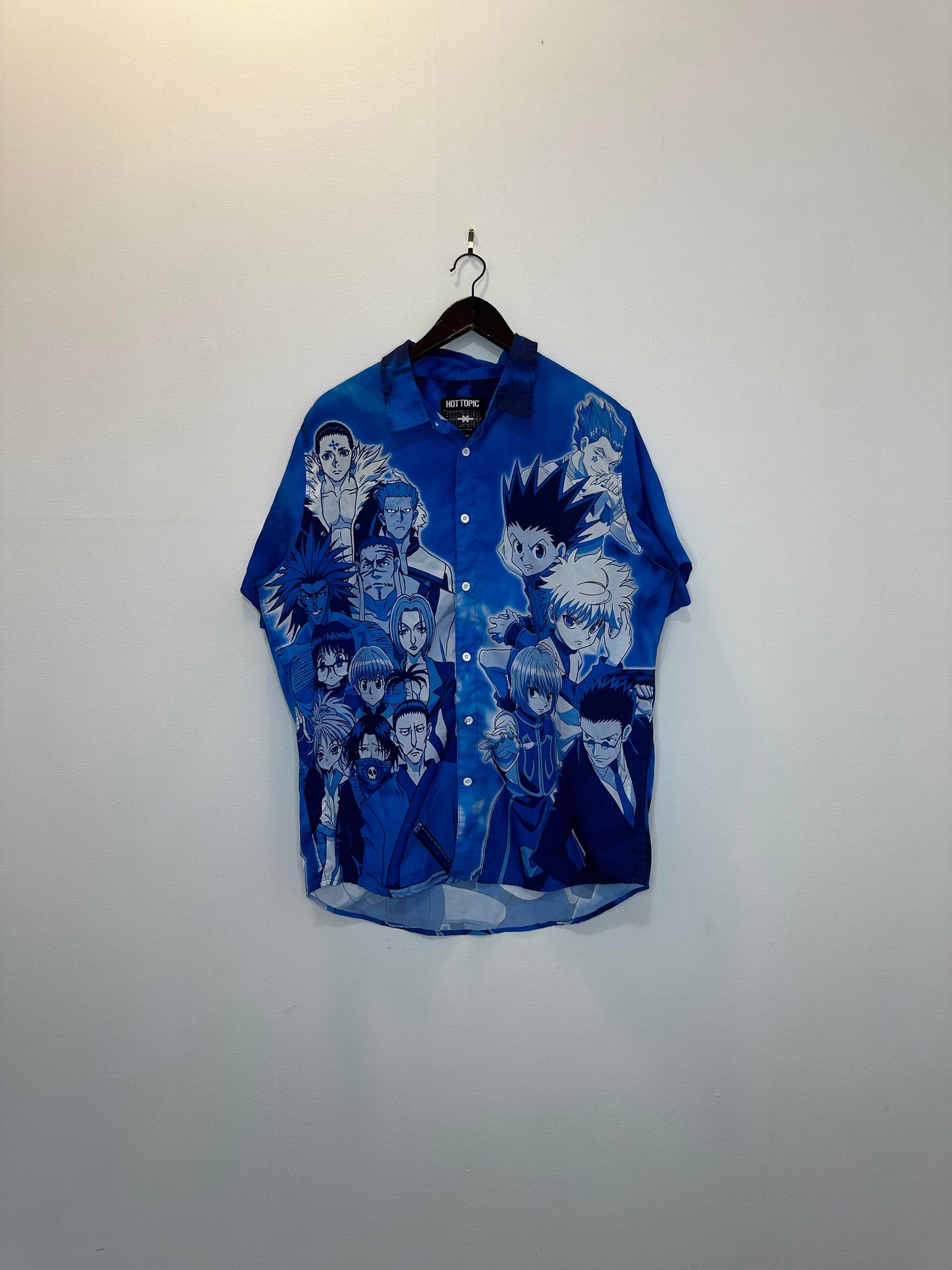 Hot Topic x HUNTERxHUNTER x AOP Blue Short Sleeve Button Up - XL