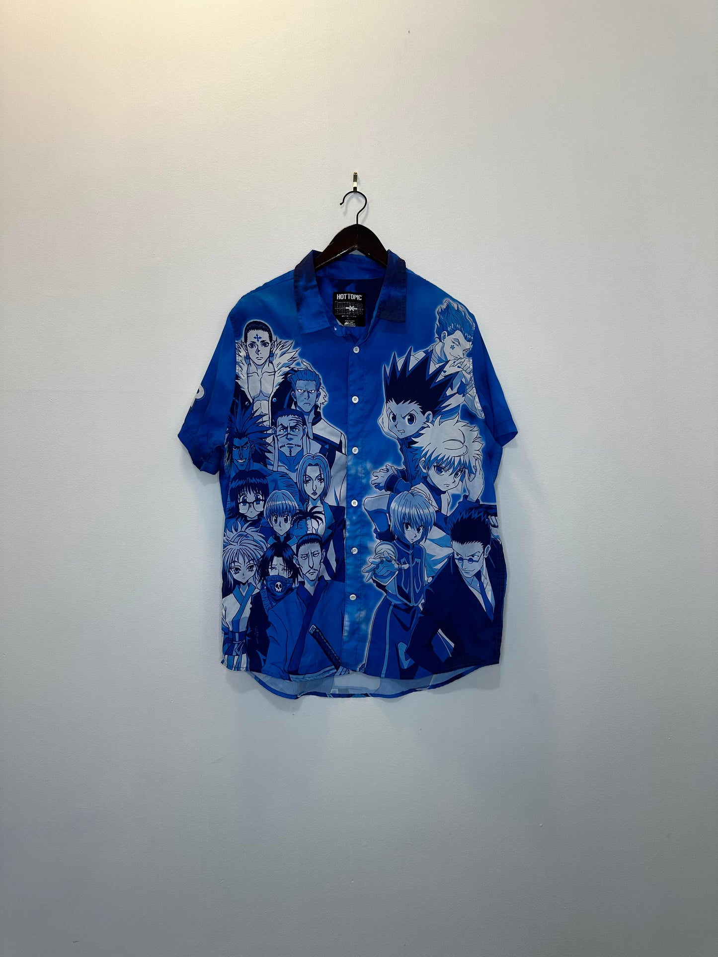 Hot Topic x HUNTERxHUNTER x AOP Blue Short Sleeve Button Up - XL