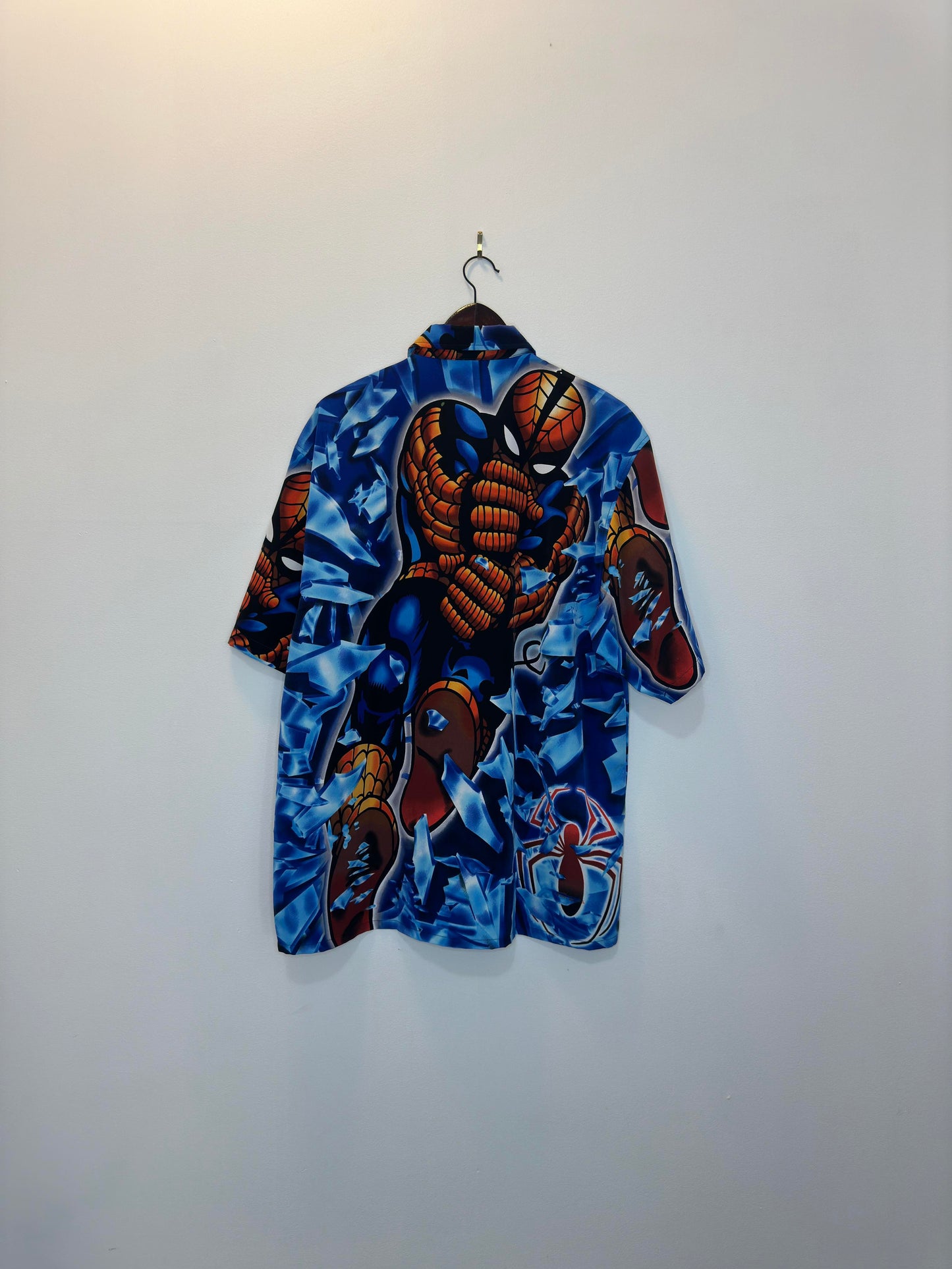 VTG x The Amazing Spiderman x Marvel Comics x Spiderman AOP Pattern Short Sleeve Button Up - XL