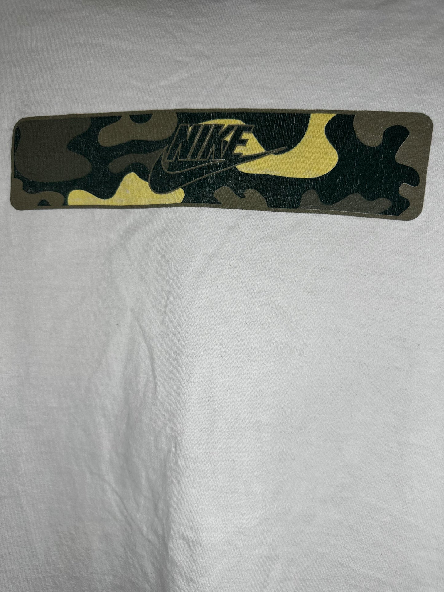 VTG x NIKE x Grey Tag Camouflage Center Logo  x White Spell Out Graphic Tee - XL