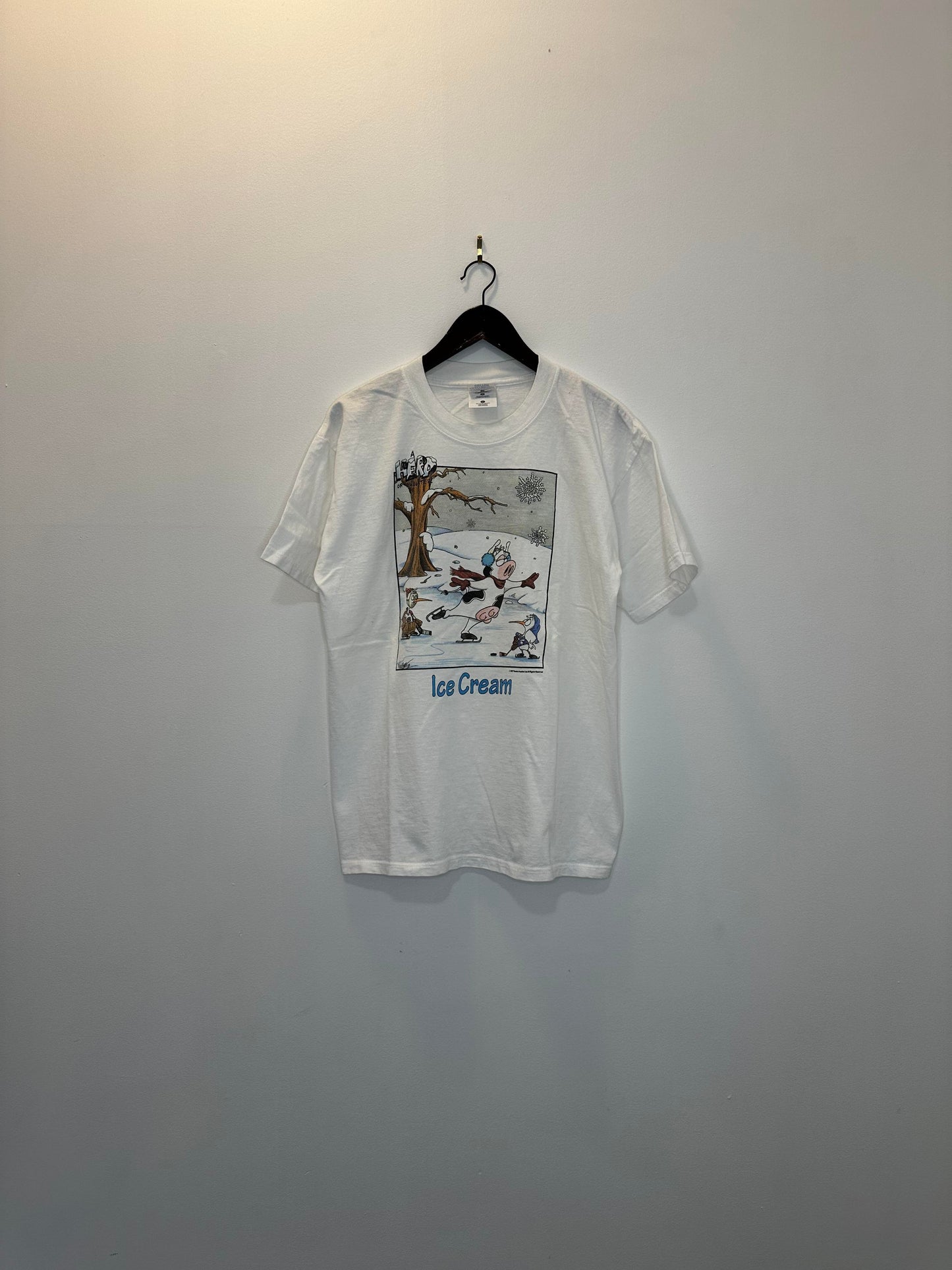 VTG x Gildan x A Herd of Laughter x 97' Ice Cream White Statement Graphic Tee - L