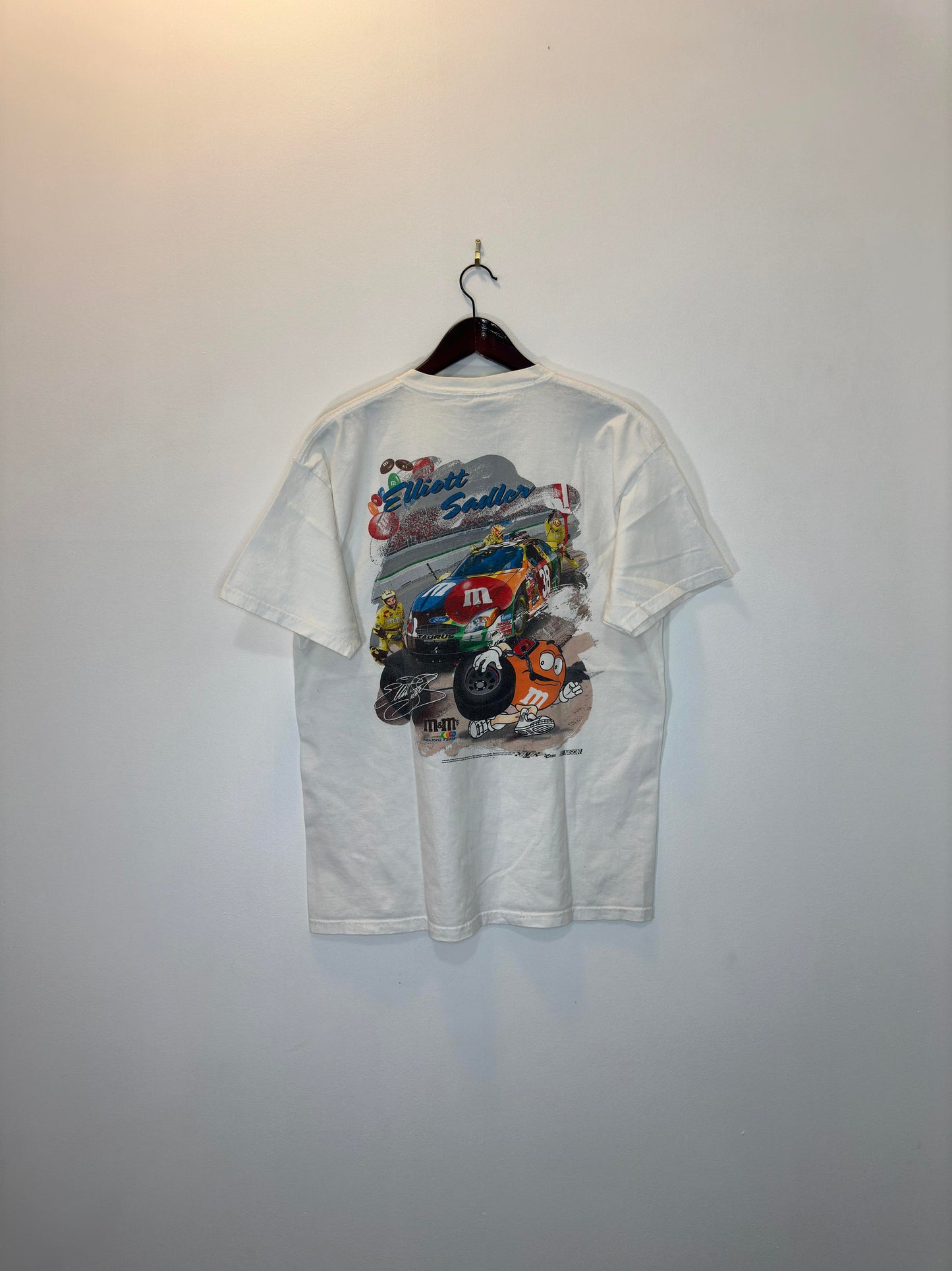 Y2K x Chase Authentics x NASCAR x M&M x Elliott Sadler Racing White Graphic Big Print Tee - M