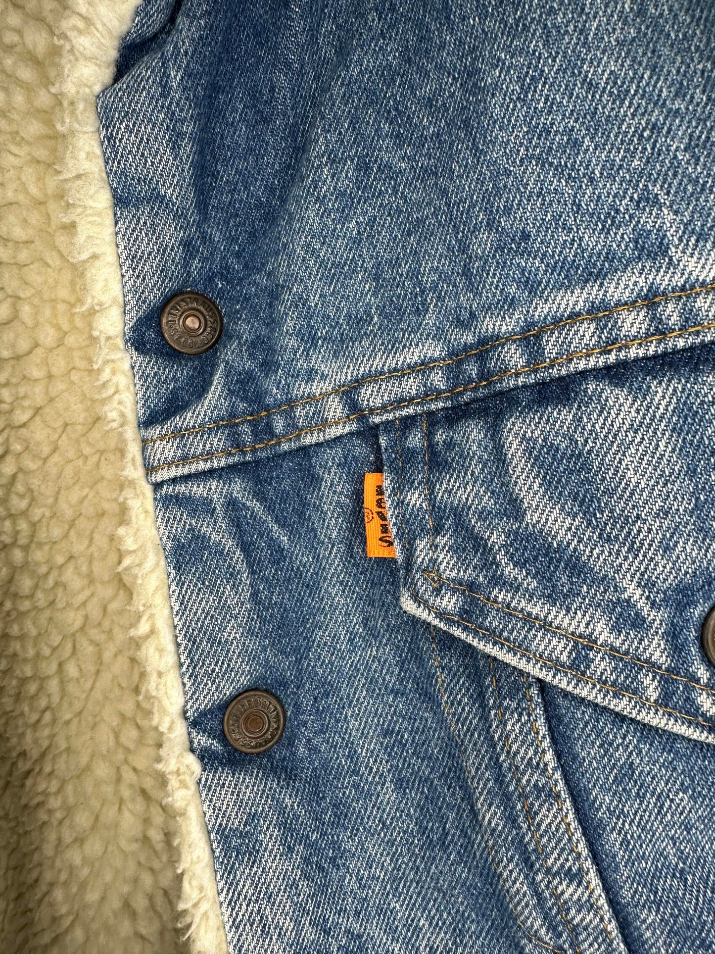 VTG x LEVI'S x Orange Tab Sherpa Lined Denim Jacket - 40/M