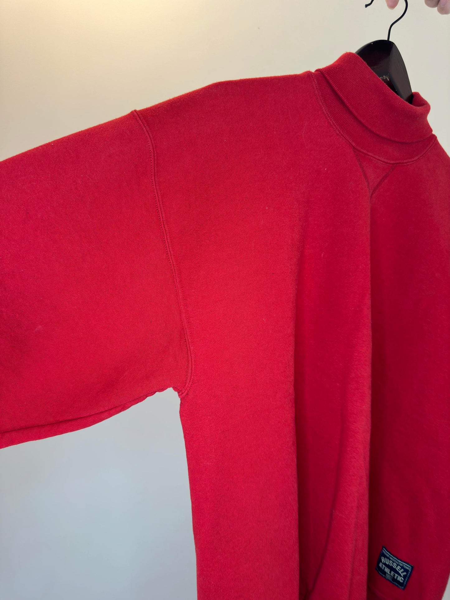 VTG x Russel Athletics x Red Essential Pullover Turtleneck Sweatshirt - L