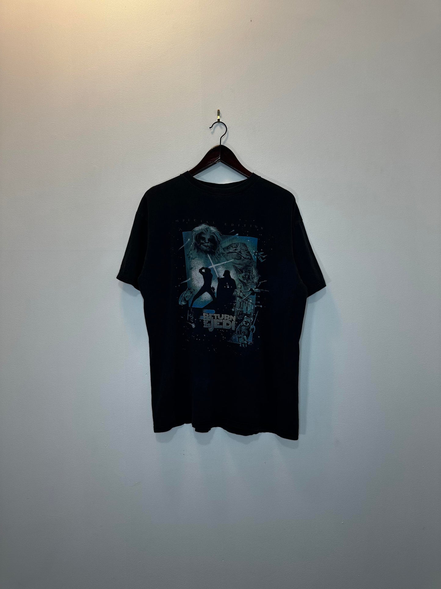 VTG x STAR WARS x Lucas Films x Return of the JEDI x Episode VI x Black Perfect Fade Tee - XL (Faded Tag)