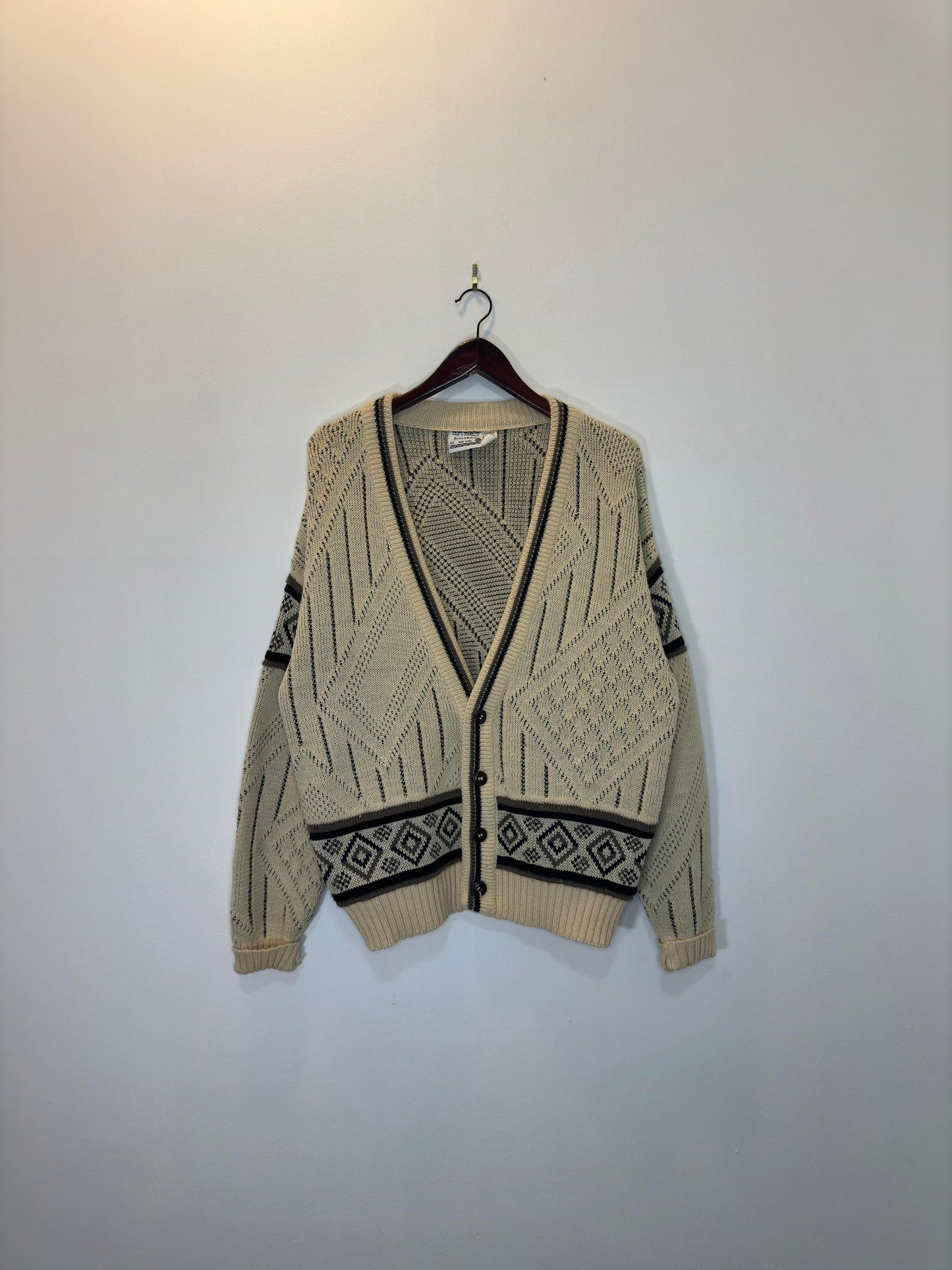 VTG x KALAROO x Pure Wool 3D Knit Button Up Cardigan - M