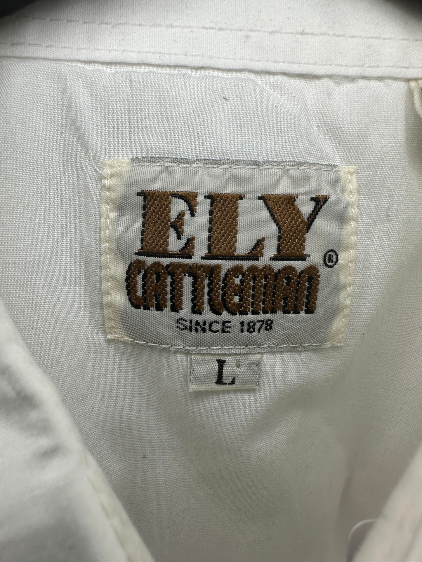 VTG x Ely Cattleman x Rose Embroidery x All White Western Long Sleeve Button Up - L