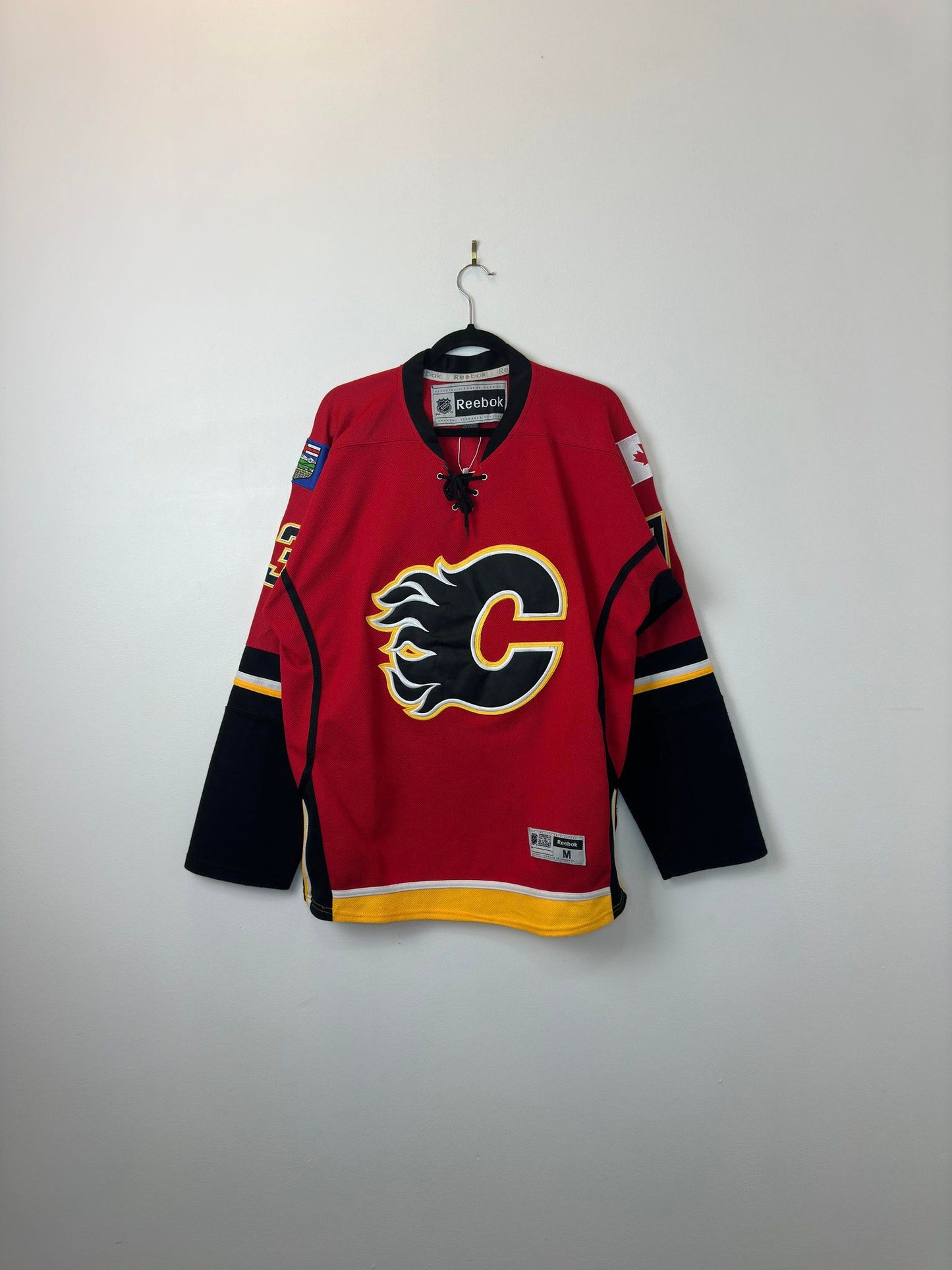 Reebok x NHL x Calgary Flames x Johnny Gaudreau x Red Hockey Jersey - M