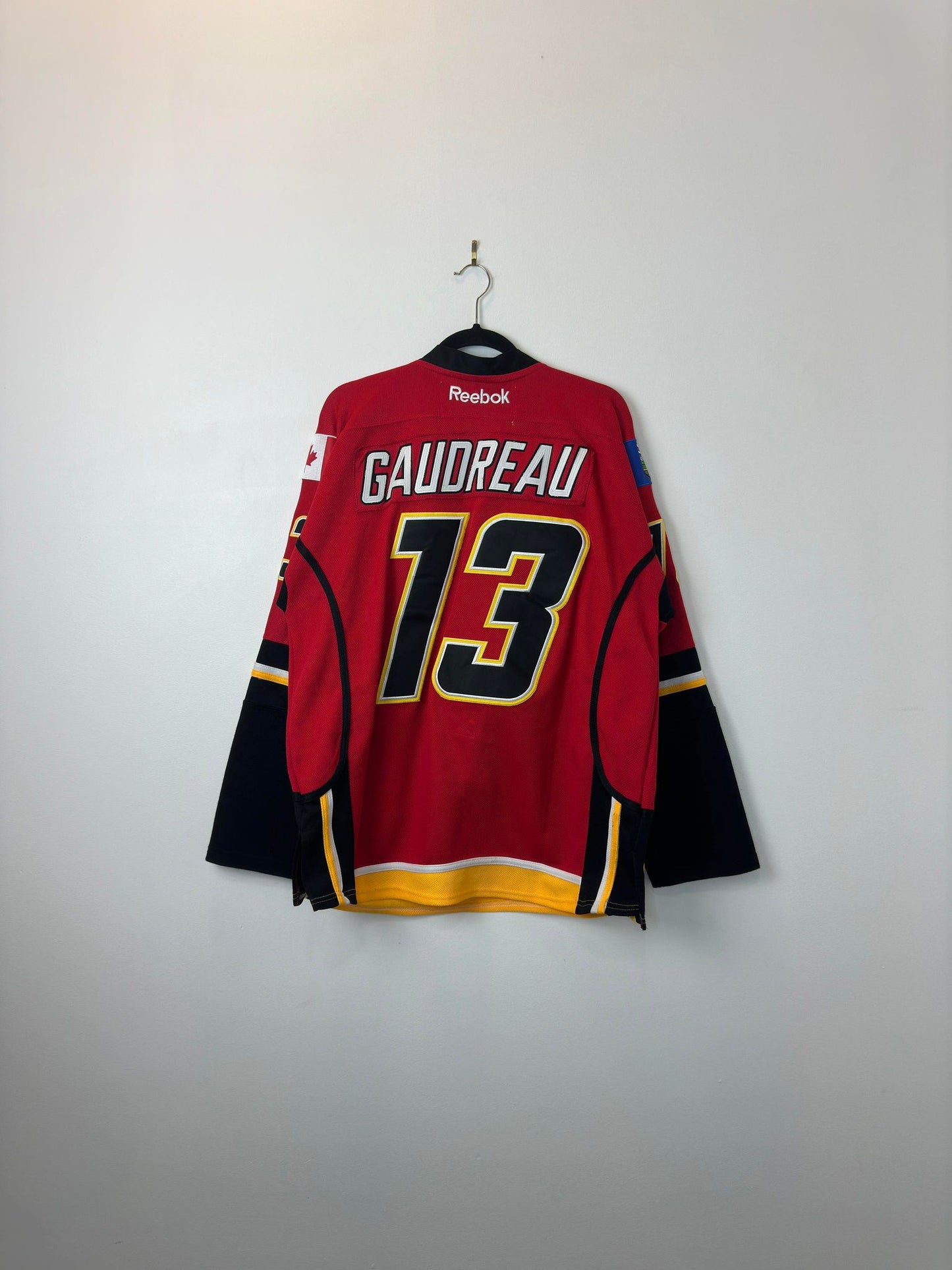 Reebok x NHL x Calgary Flames x Johnny Gaudreau x Red Hockey Jersey - M