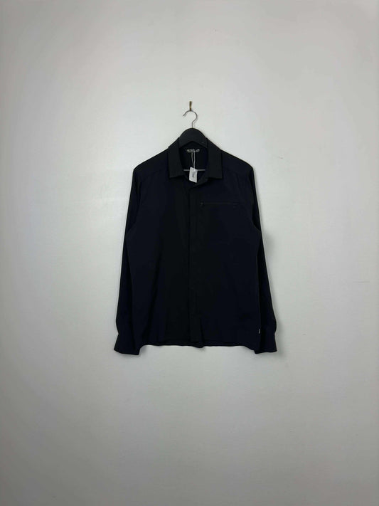 Arcteryx x Black Long Sleeve Button Up - M