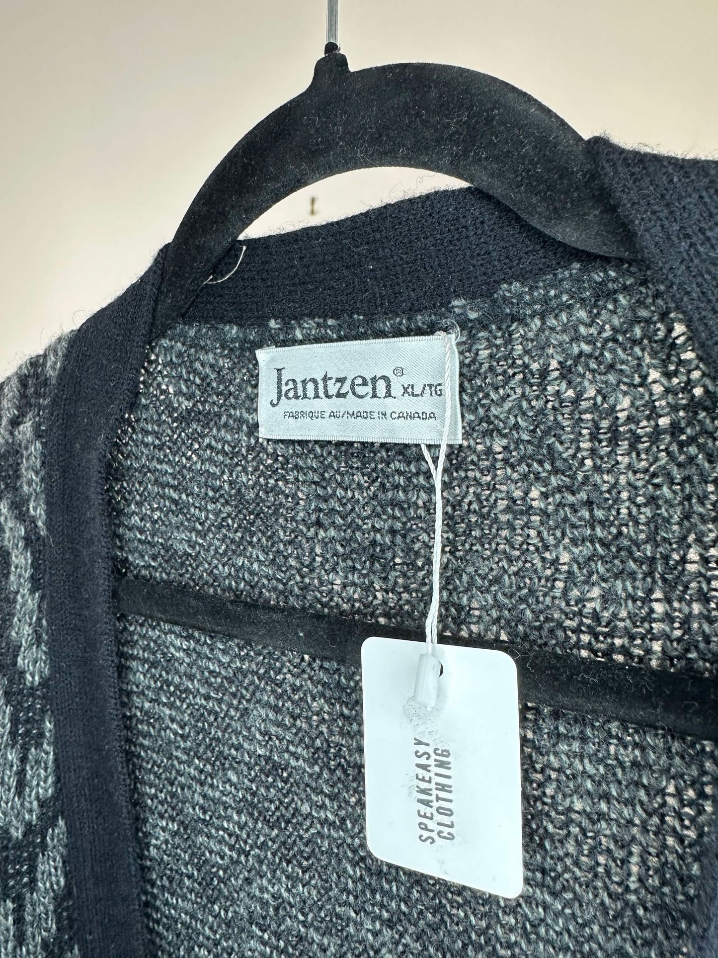 VTG x Jantzen x Black Grey Wavy Pattern Button Up Knit Cardigan - XL