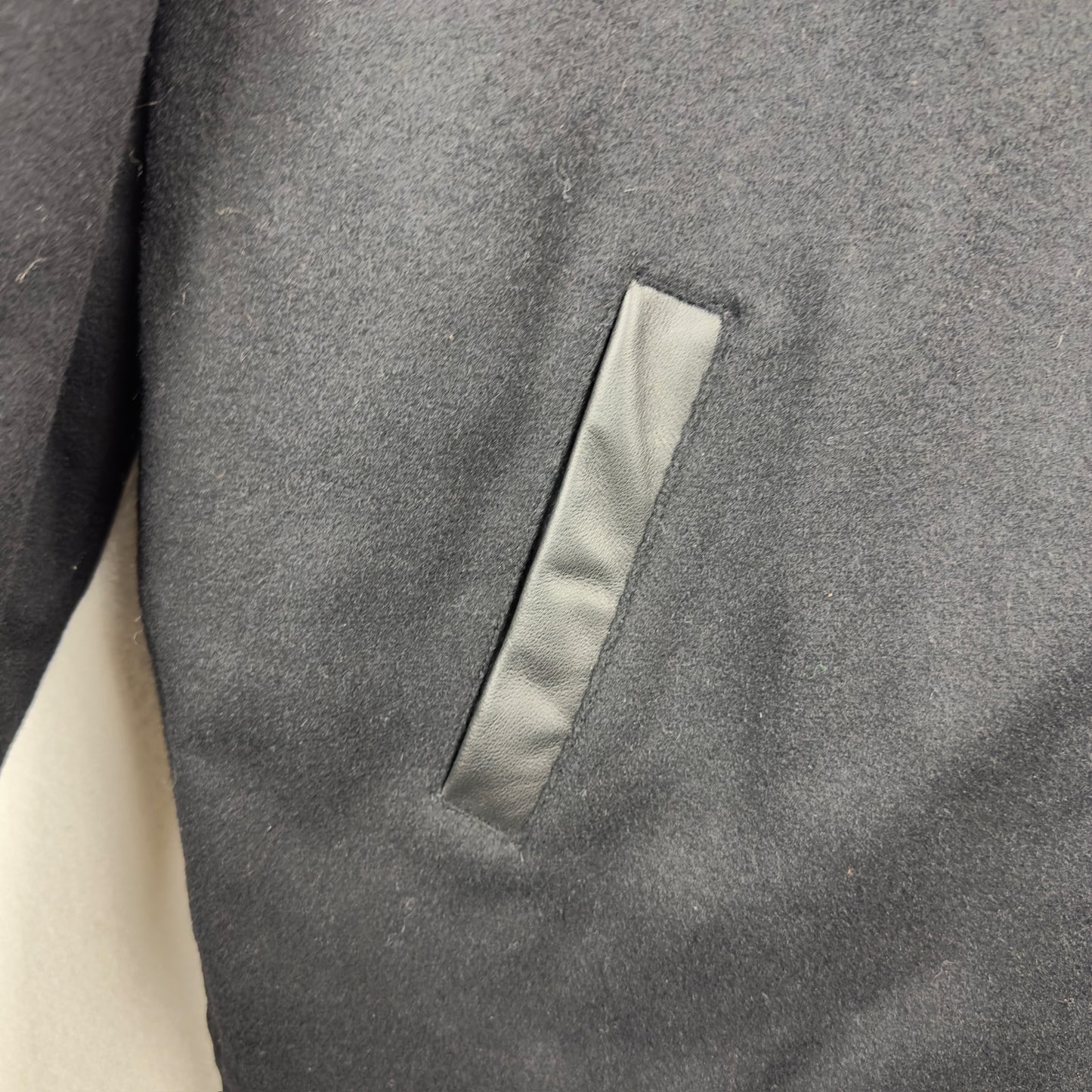 Vintage 1991 Planet Hollywood Edmonton Fleece Full Zip Black Jacket