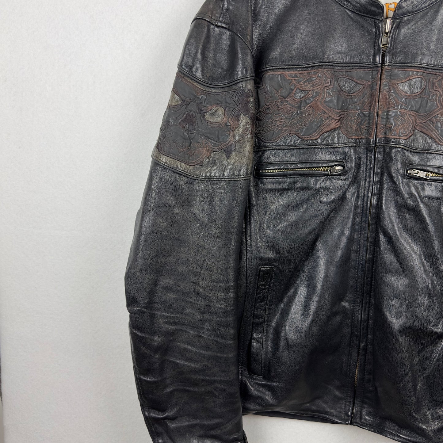 Open Road Skull Wrap Around Pattern Genuine Leather Biker Jacket